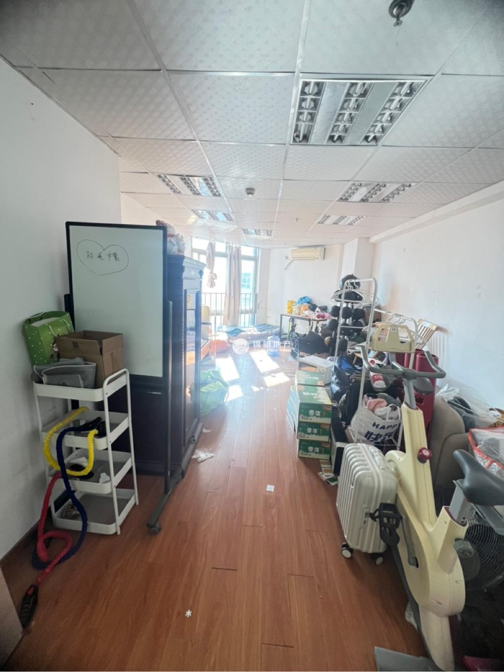 中山公园银统大厦46平米写字楼出租