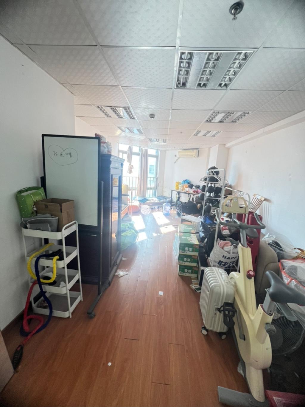 中山公园银统大厦46平米写字楼出租