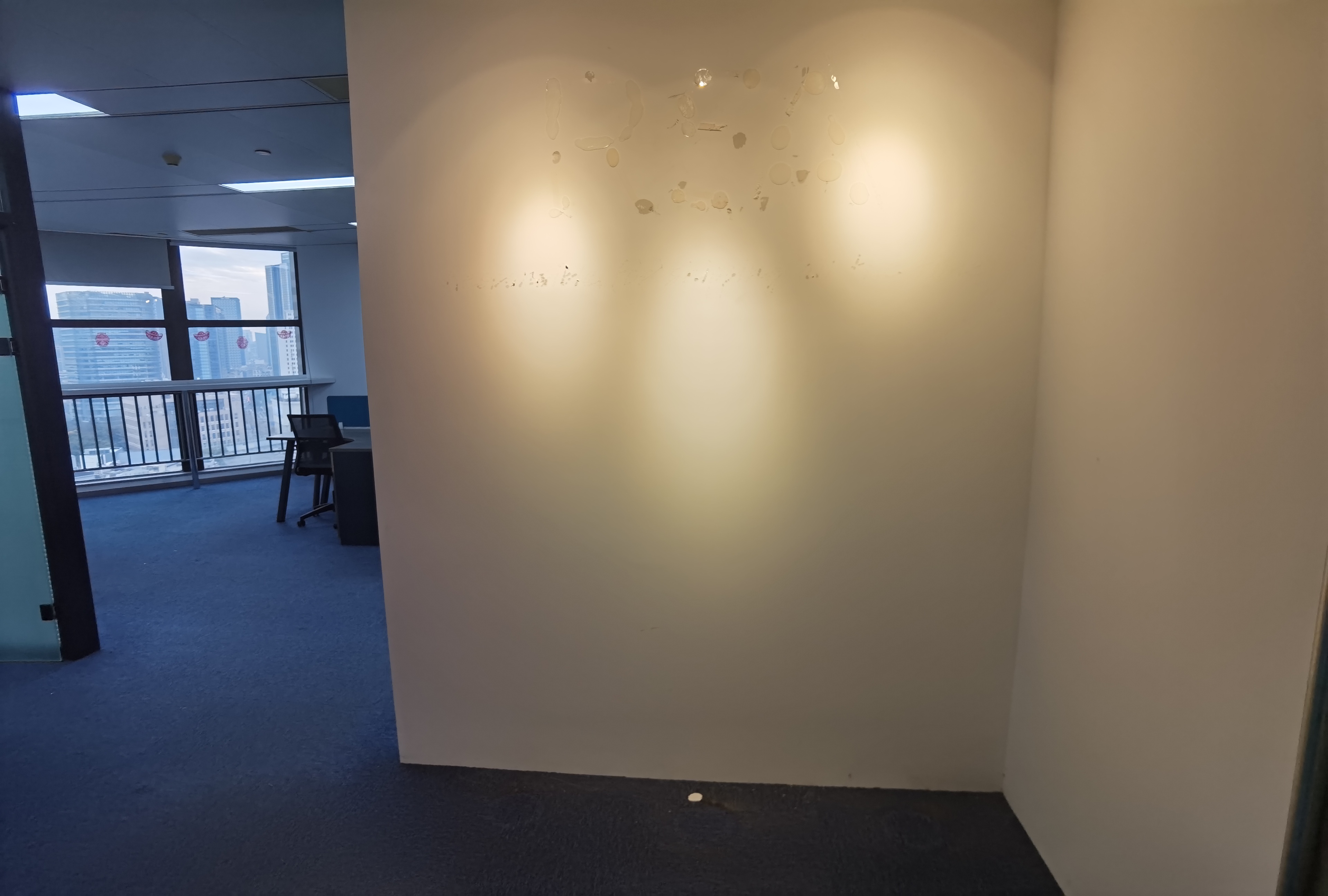 四川北路嘉杰国际广场217平米写字楼出租