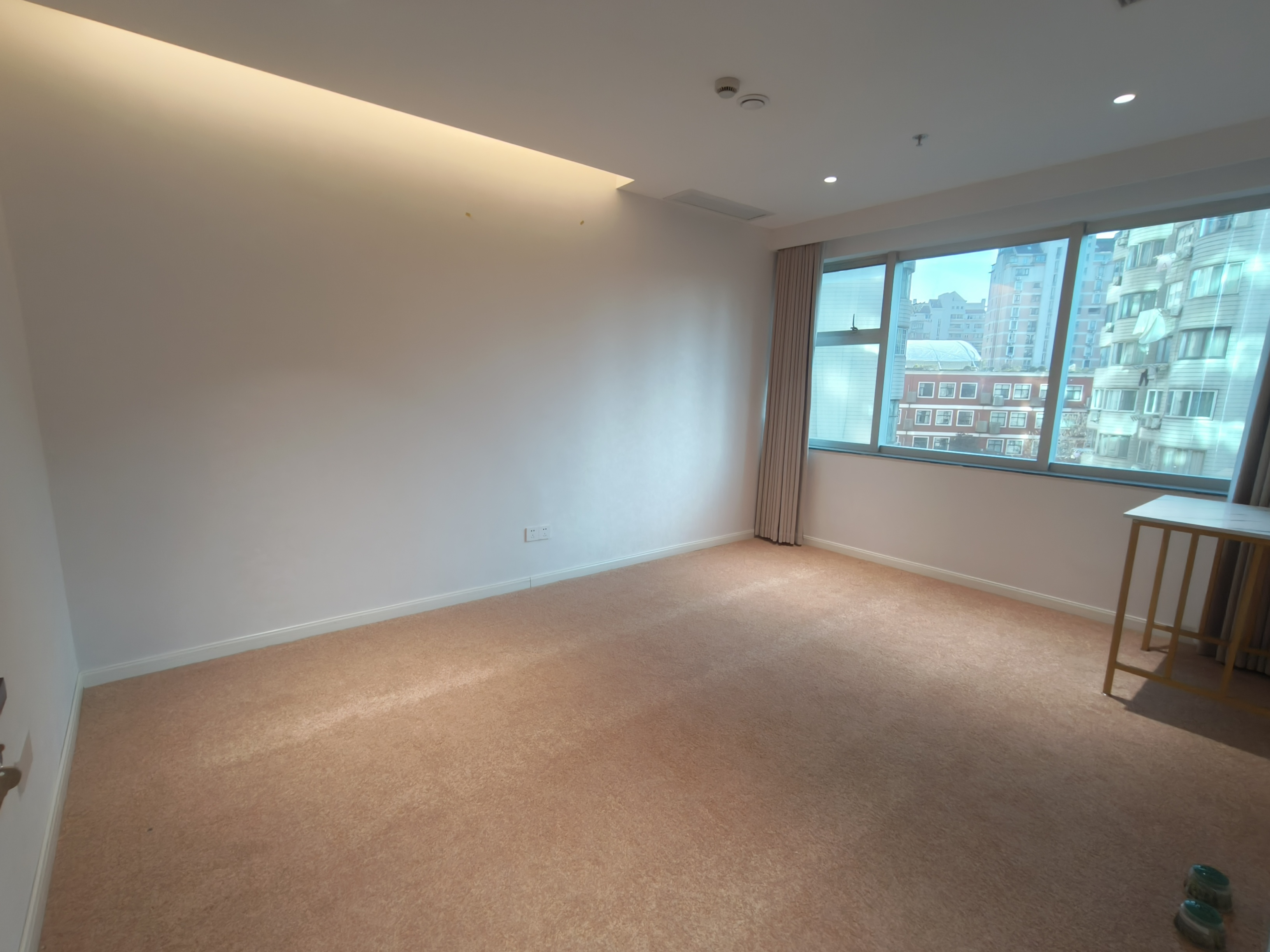 打浦桥海丽大厦178平米写字楼出租