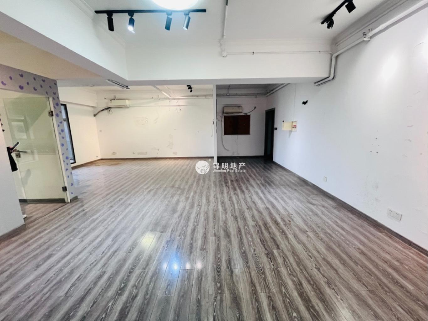 南京西路九安广场168平米写字楼出租