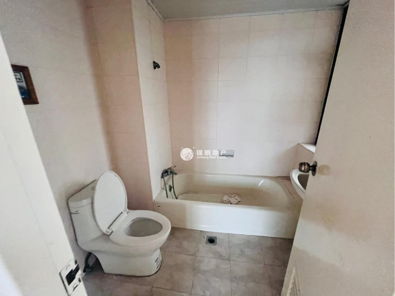 南京西路九安广场168平米写字楼出租