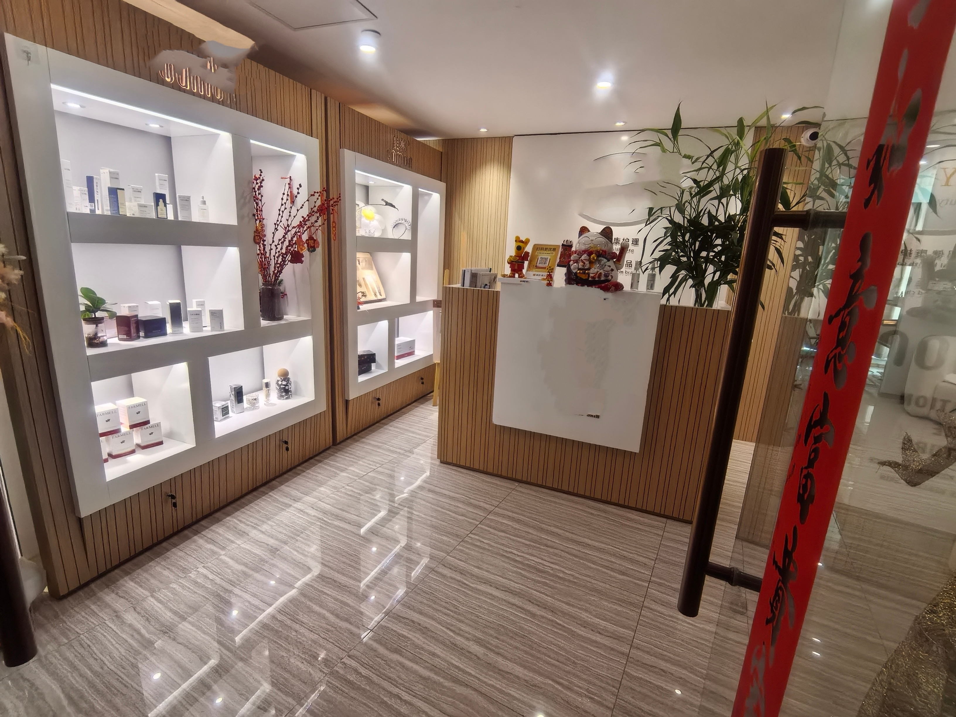 打浦桥中港汇黄浦135平米写字楼出租