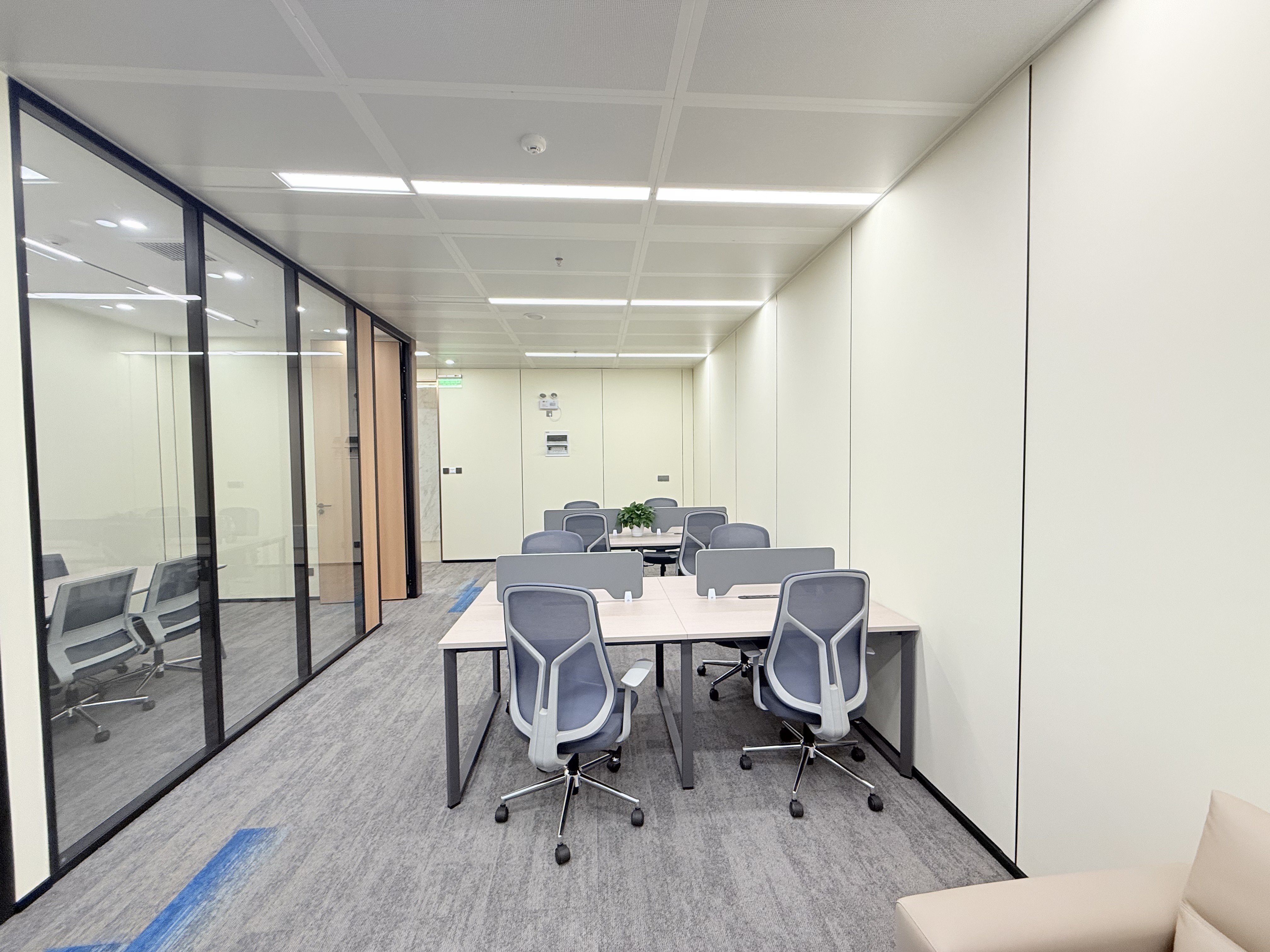 世博世博耀华商务中心190平米写字楼出租