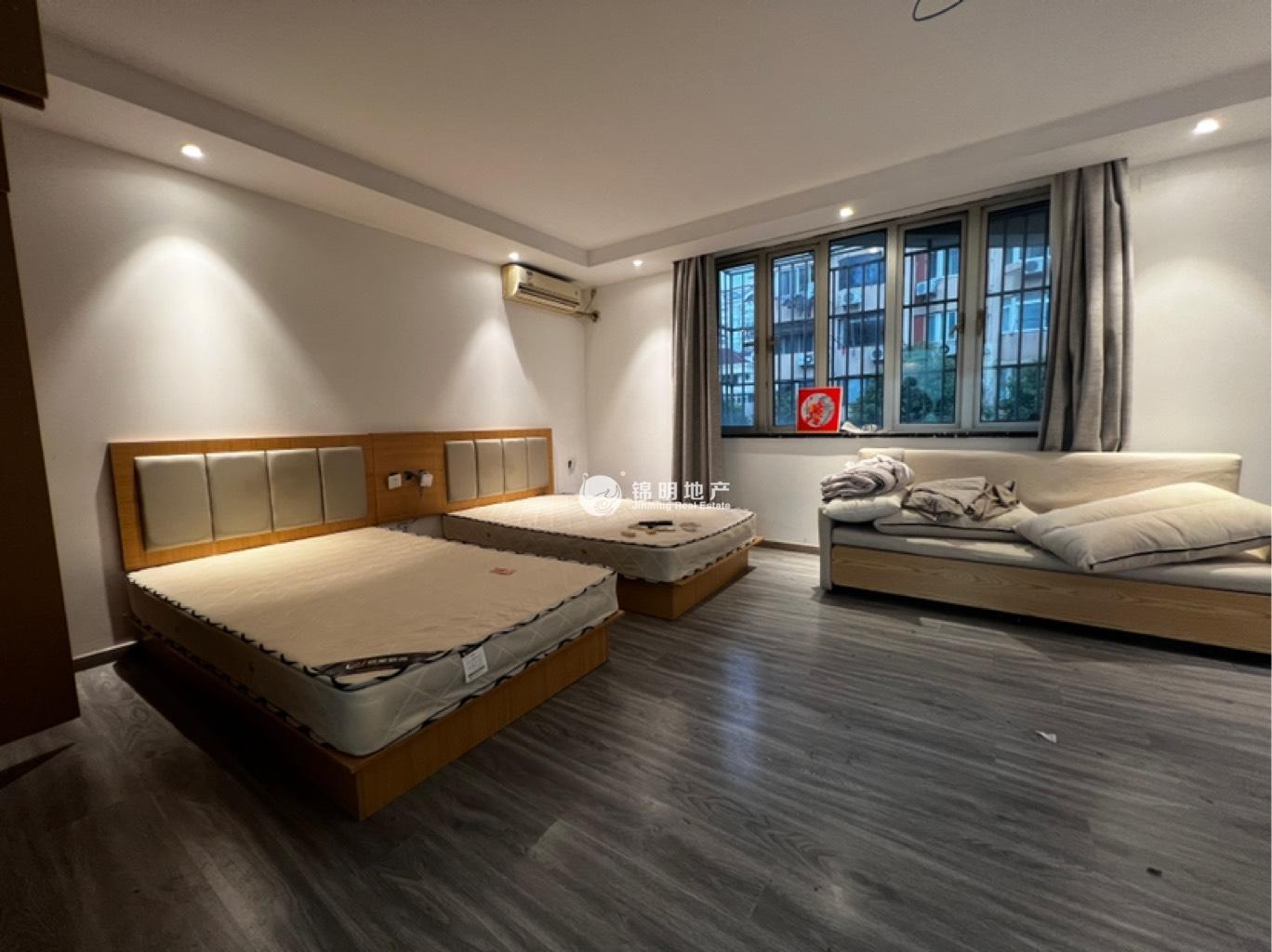 徐家汇之俊大厦160平米写字楼出租