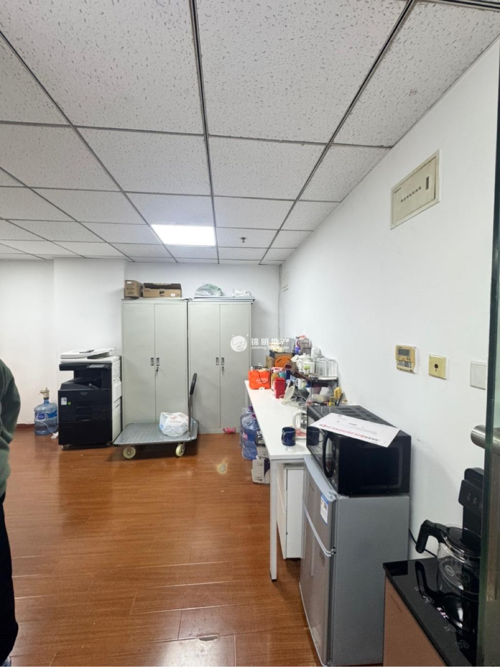 四川北路爱家国际大厦71平米写字楼出租