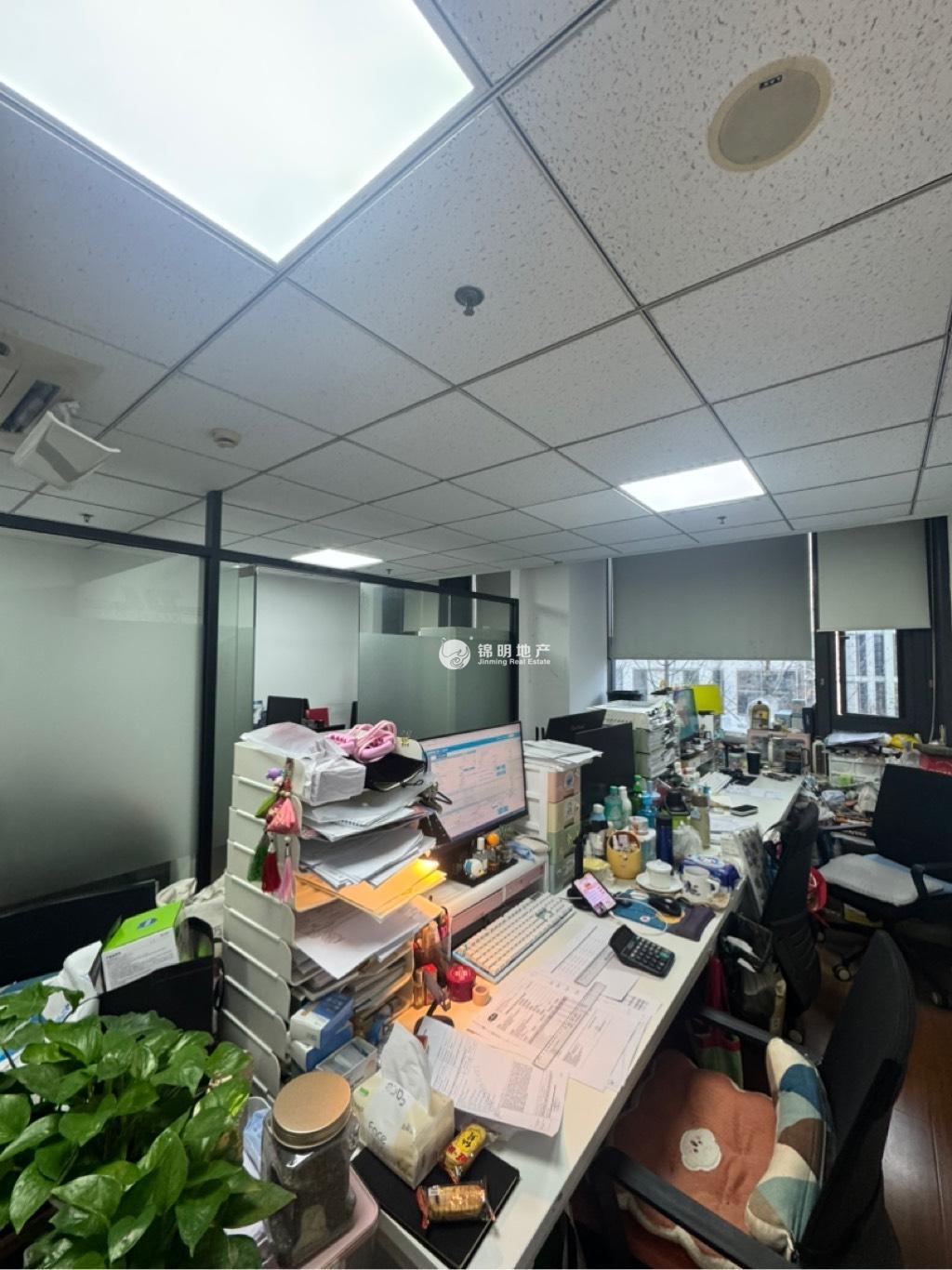 四川北路爱家国际大厦71平米写字楼出租