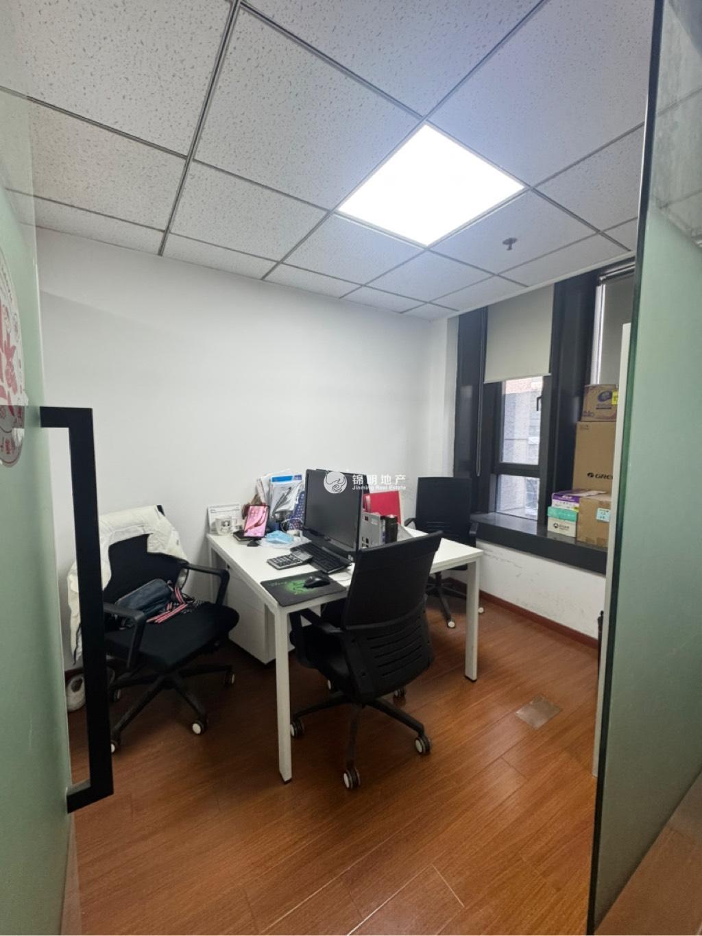 四川北路爱家国际大厦71平米写字楼出租