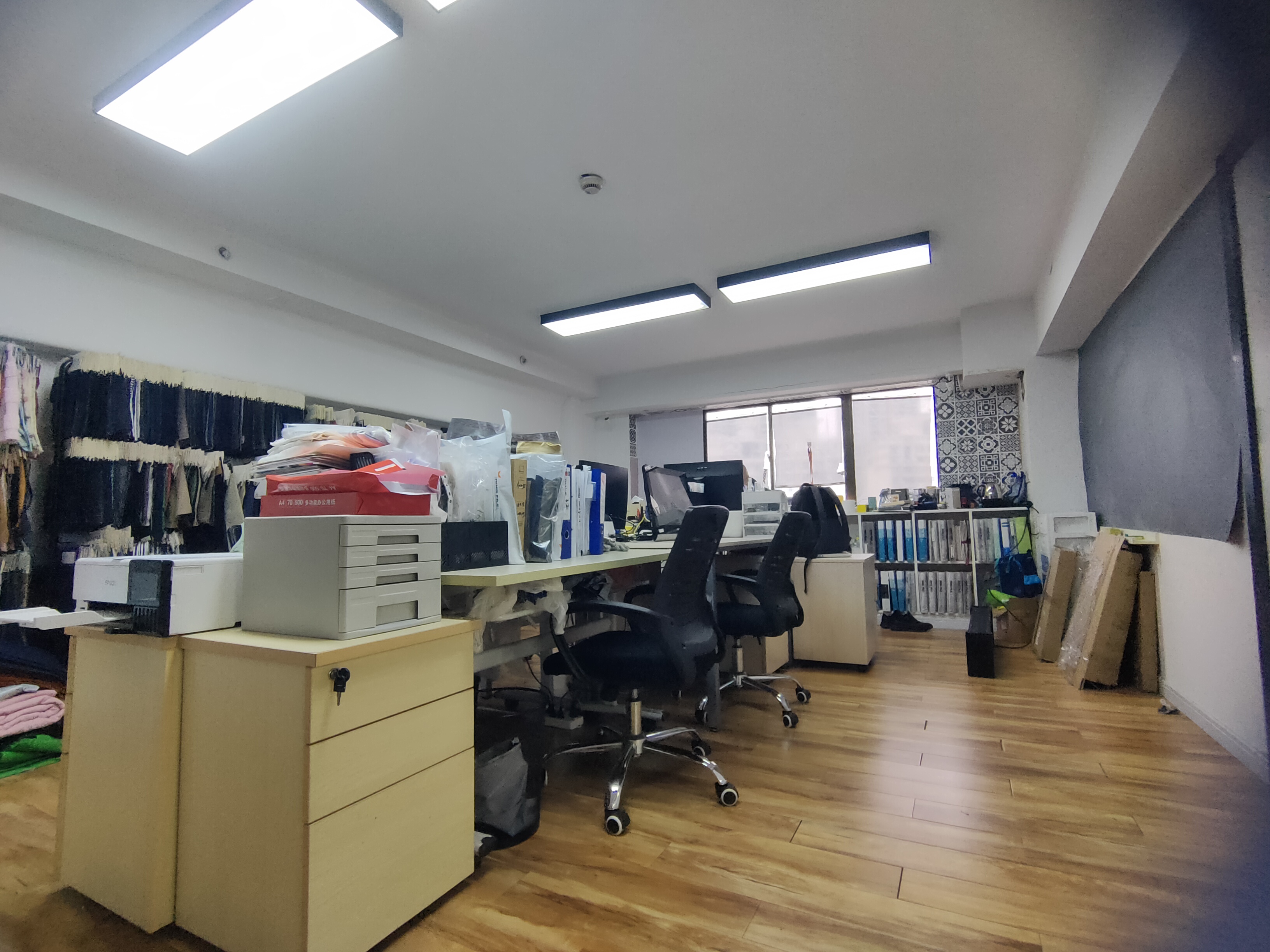 中山公园虹桥世家花园117平米写字楼出租