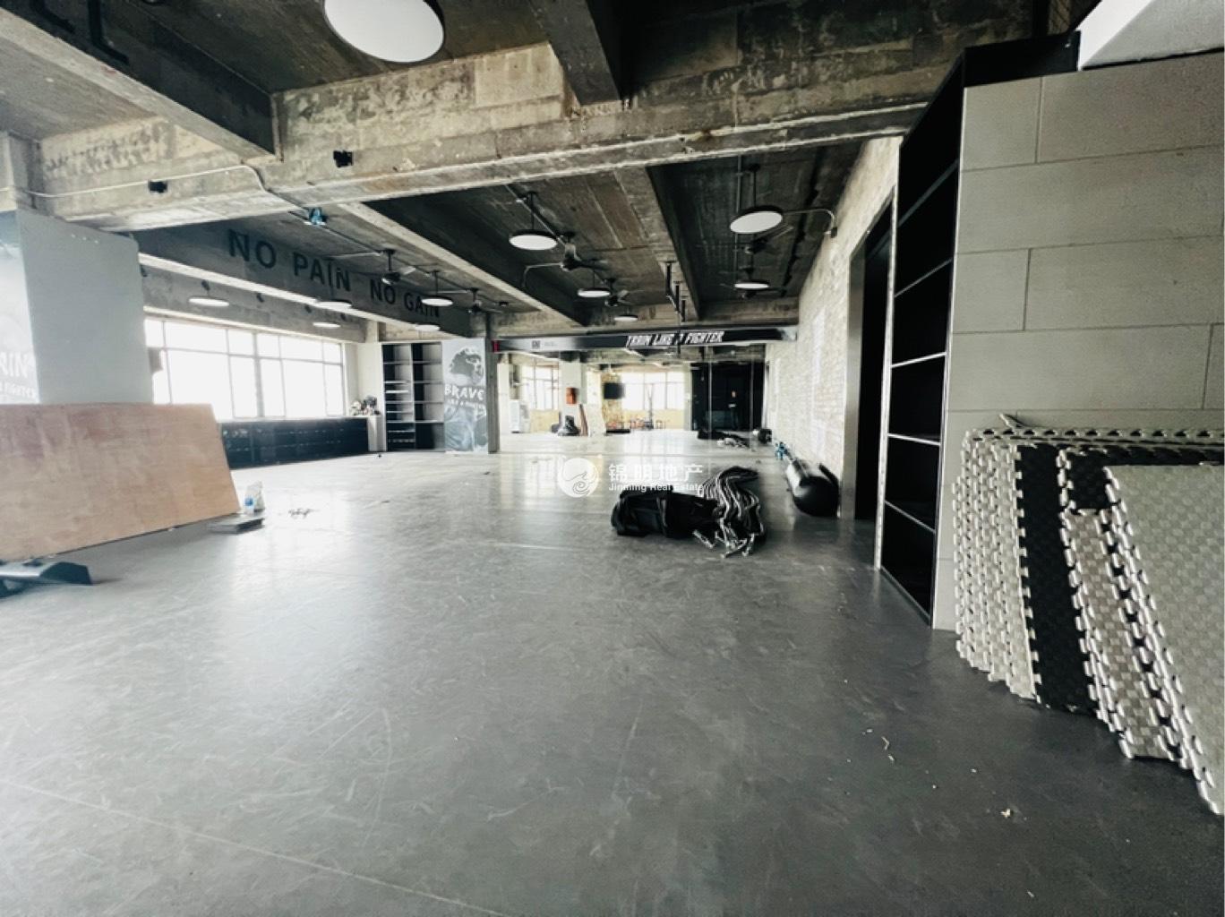 建国西路现代大厦287平米写字楼出租