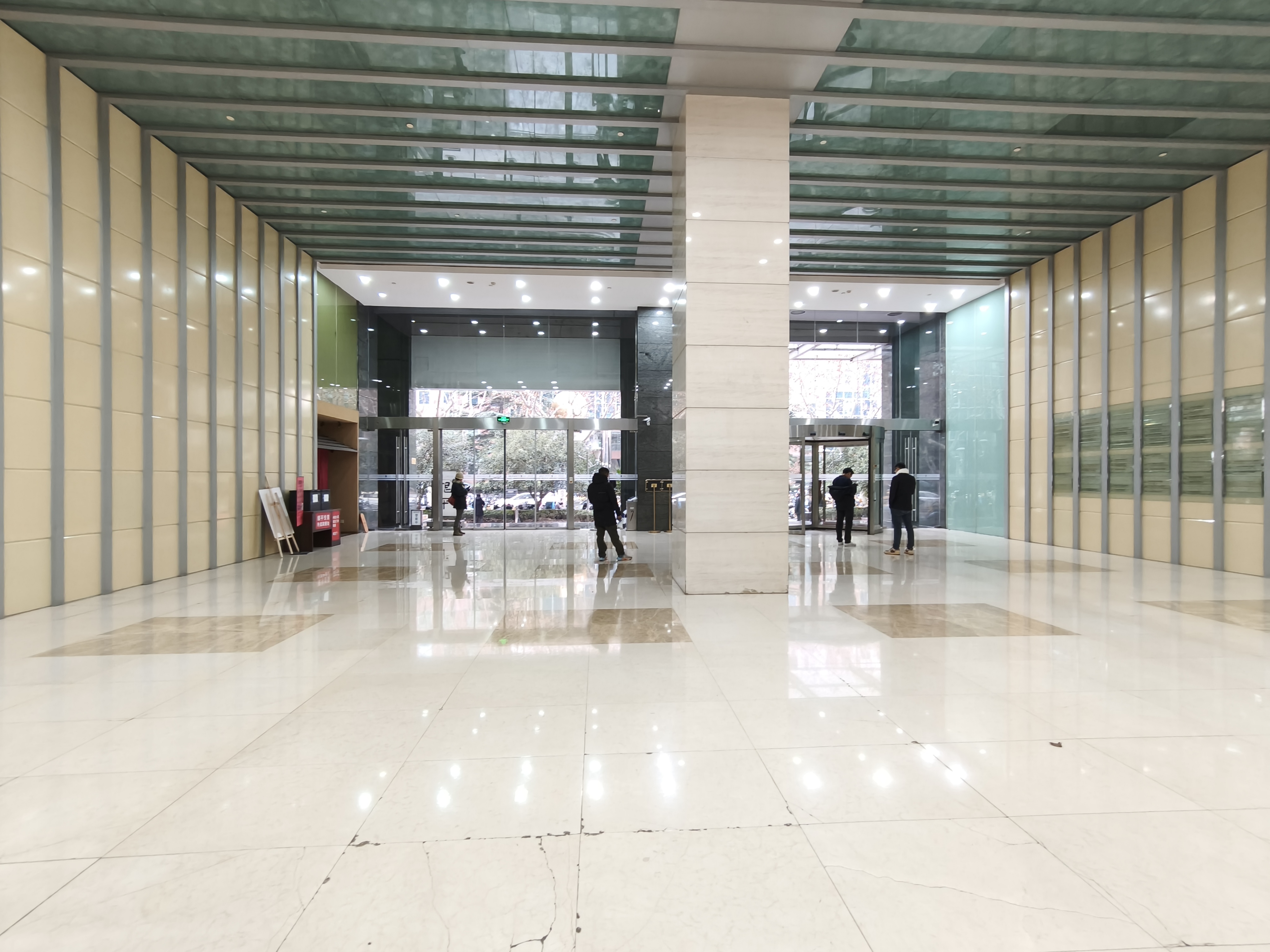 虹桥盛高国际大厦210平米写字楼出租