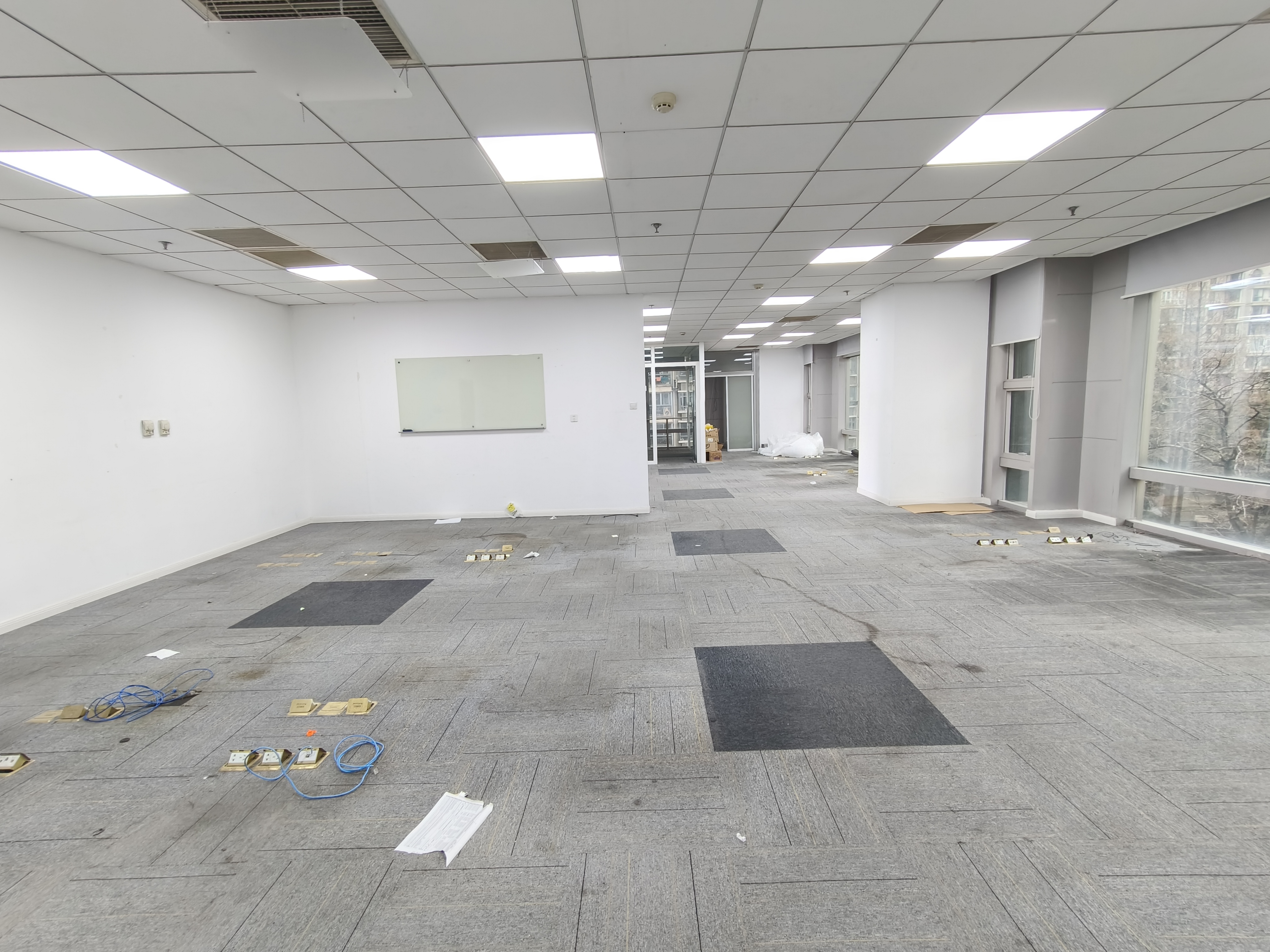 虹桥盛高国际大厦210平米写字楼出租