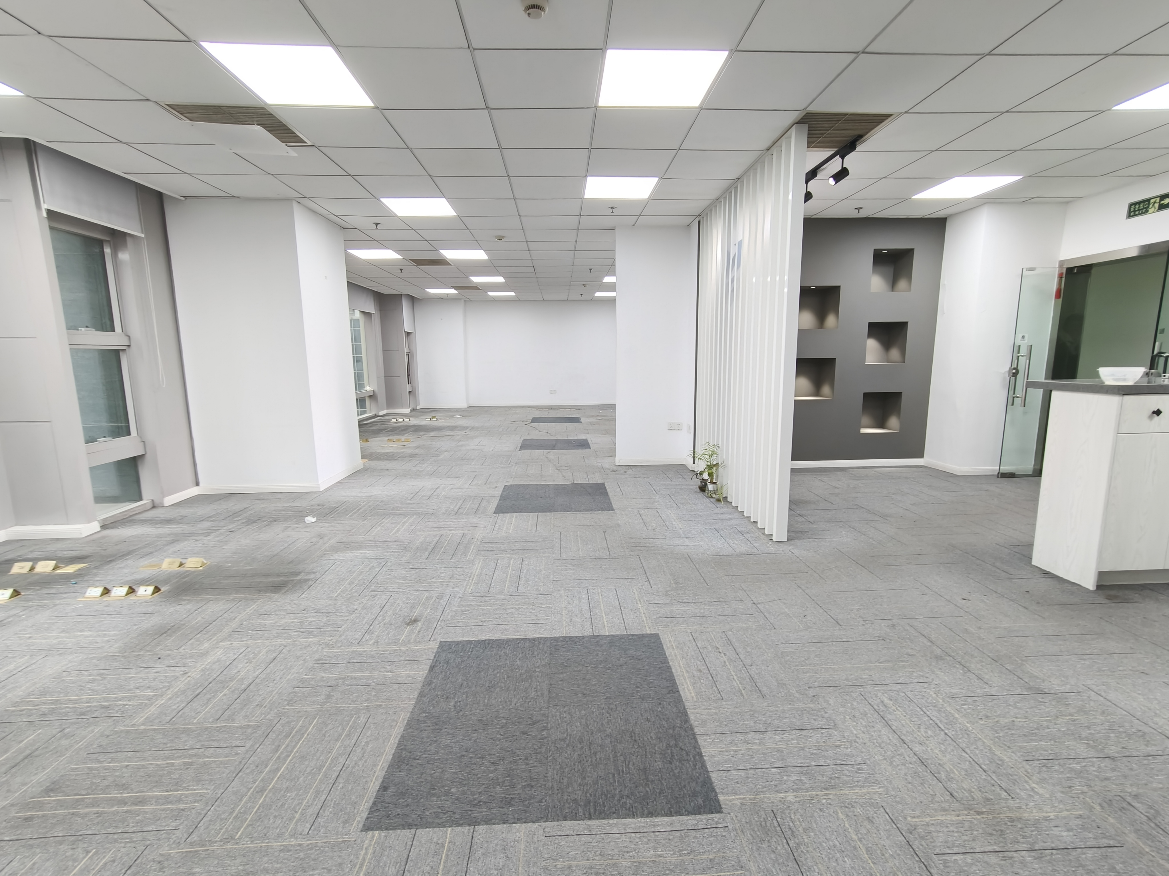 虹桥盛高国际大厦210平米写字楼出租