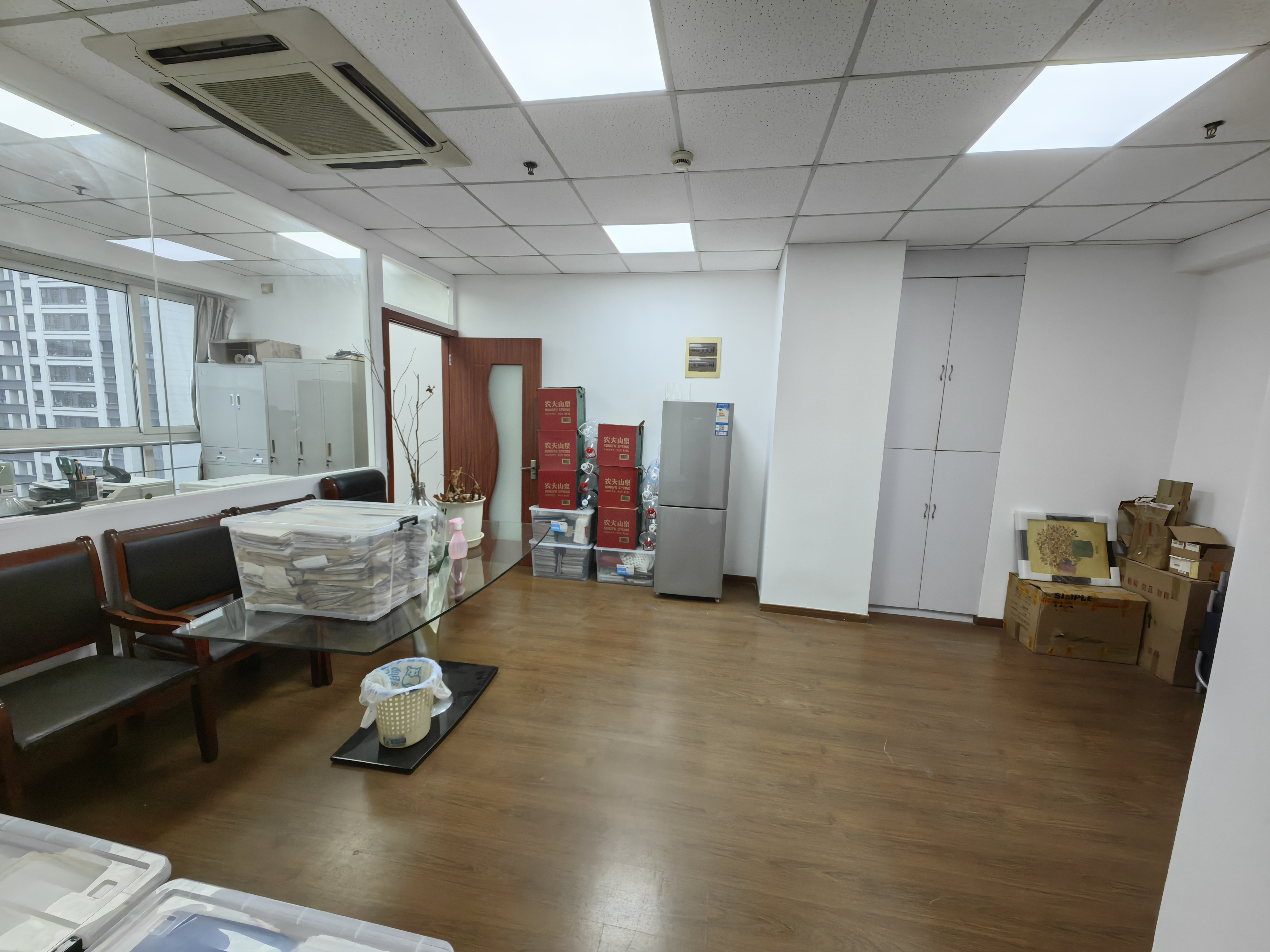 临平路飘鹰世纪大厦88平米写字楼出租