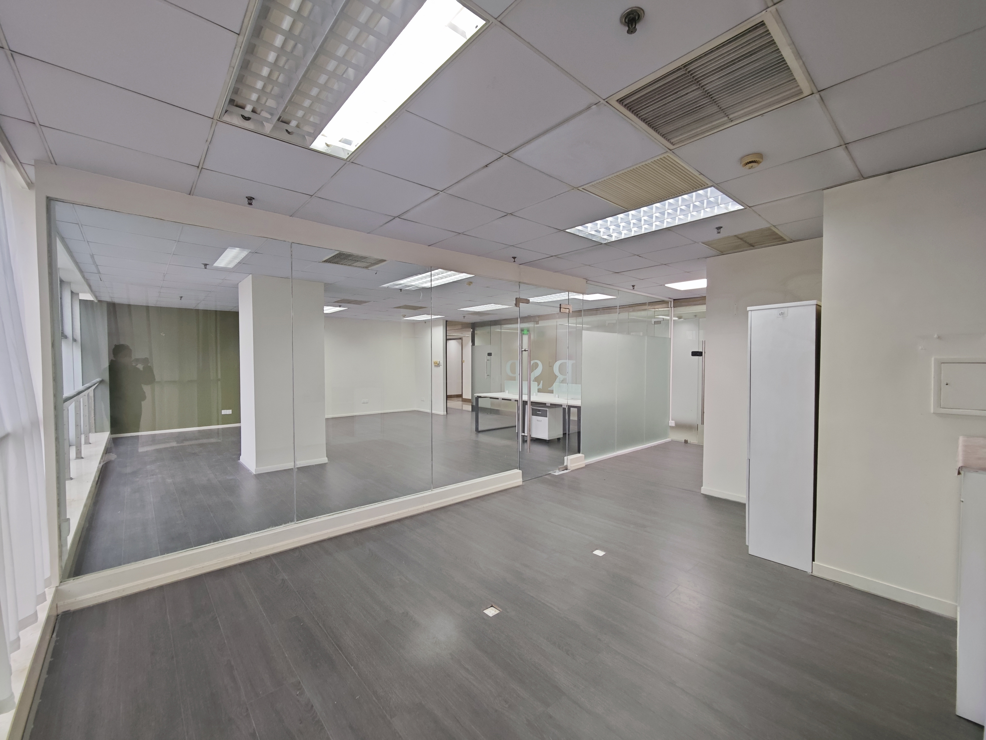 光新飞洲时代大厦157平米写字楼出租