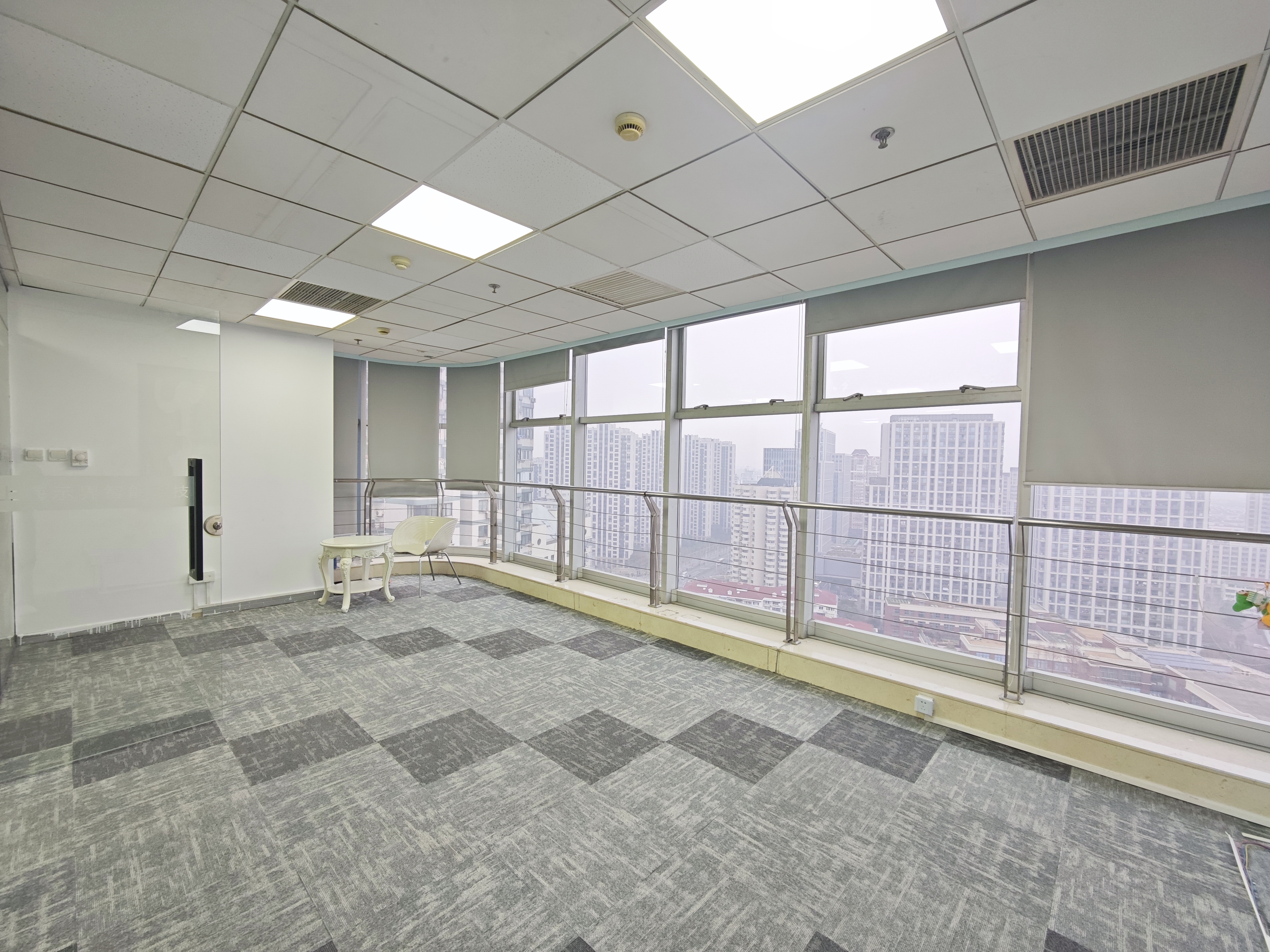 光新飞洲时代大厦105平米写字楼出租