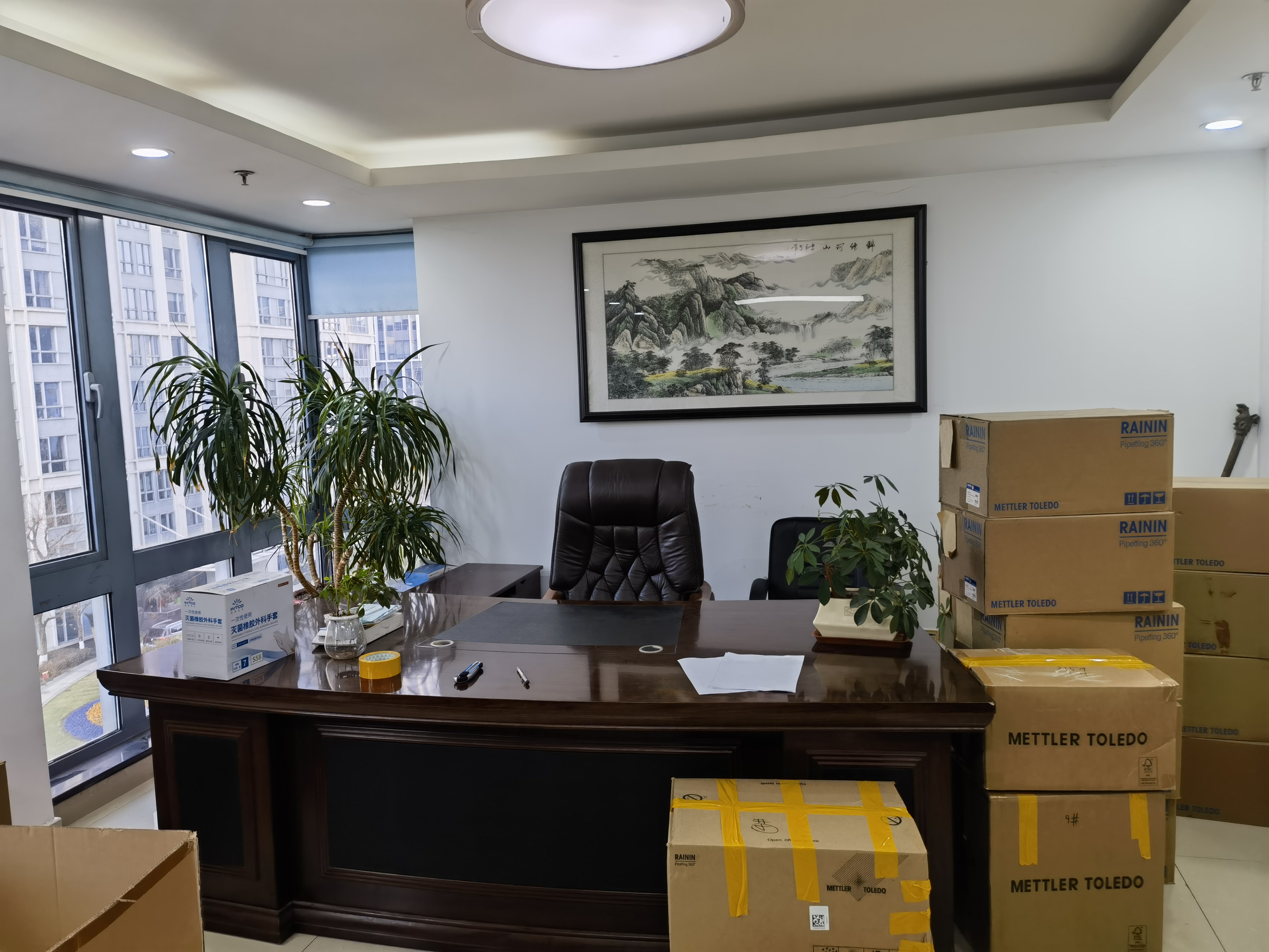 长风国盛中心213平米写字楼出租