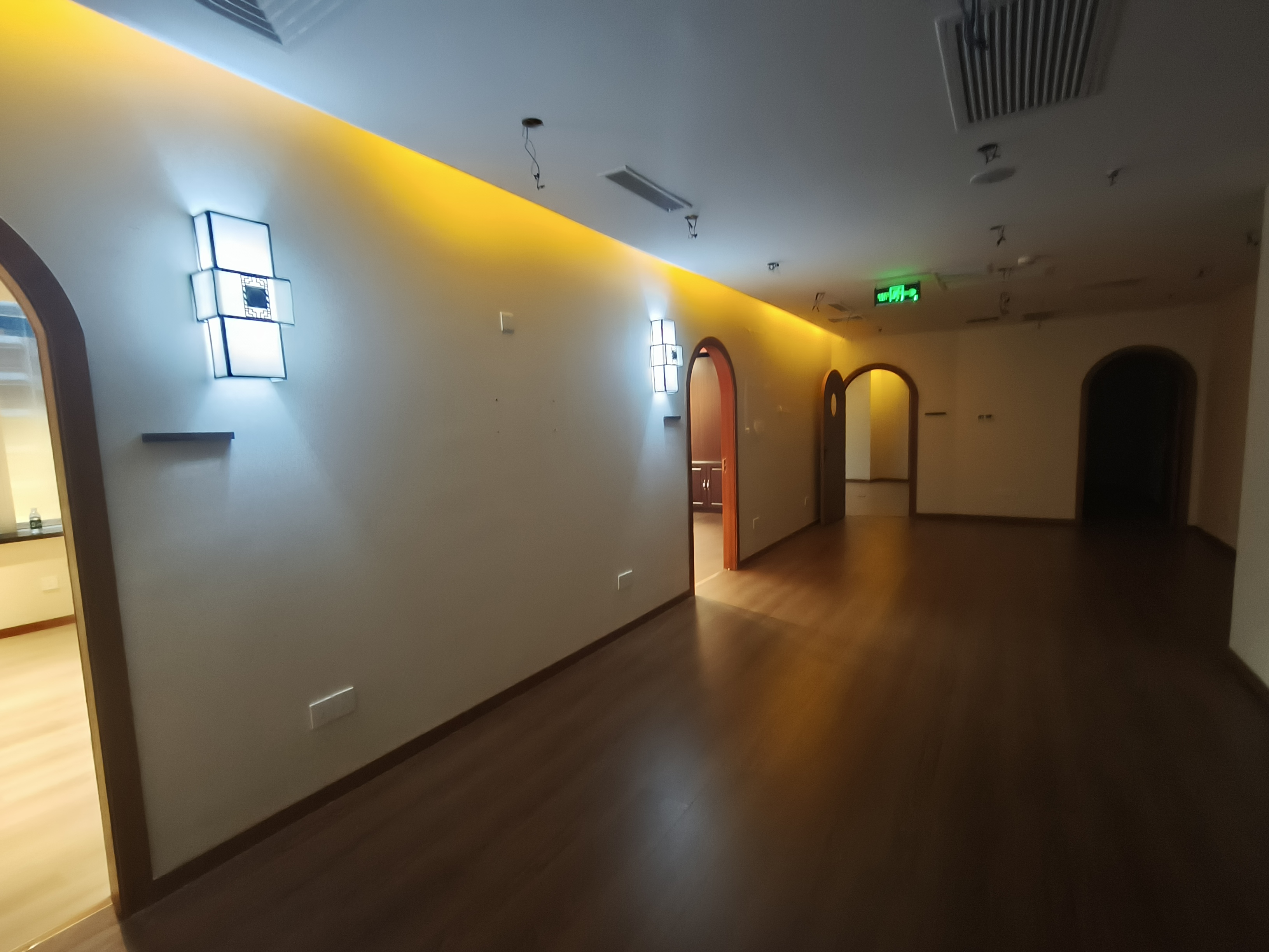 打浦桥金玉兰广场222平米写字楼出租