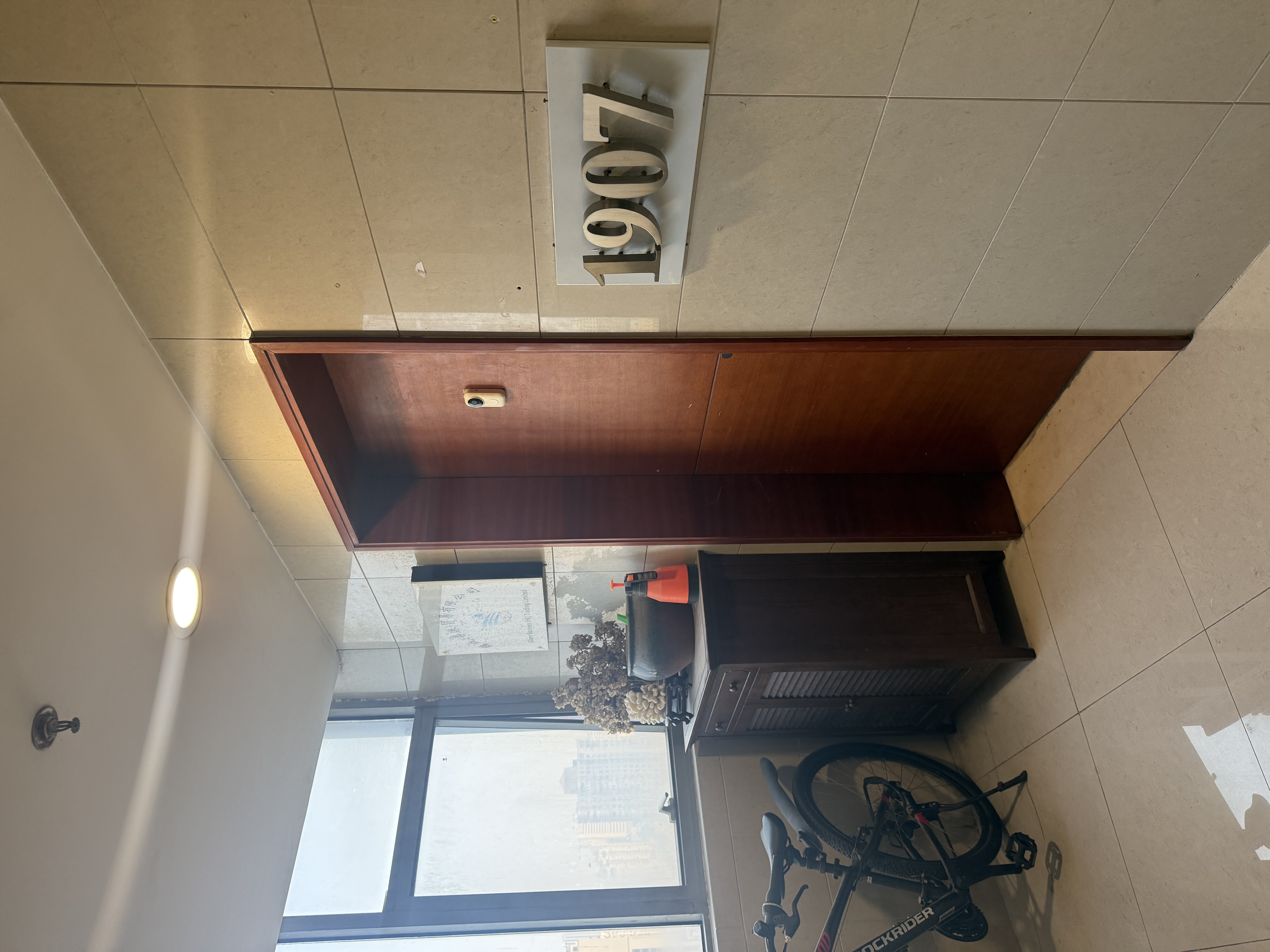 东外滩郡江国际89平米写字楼出租