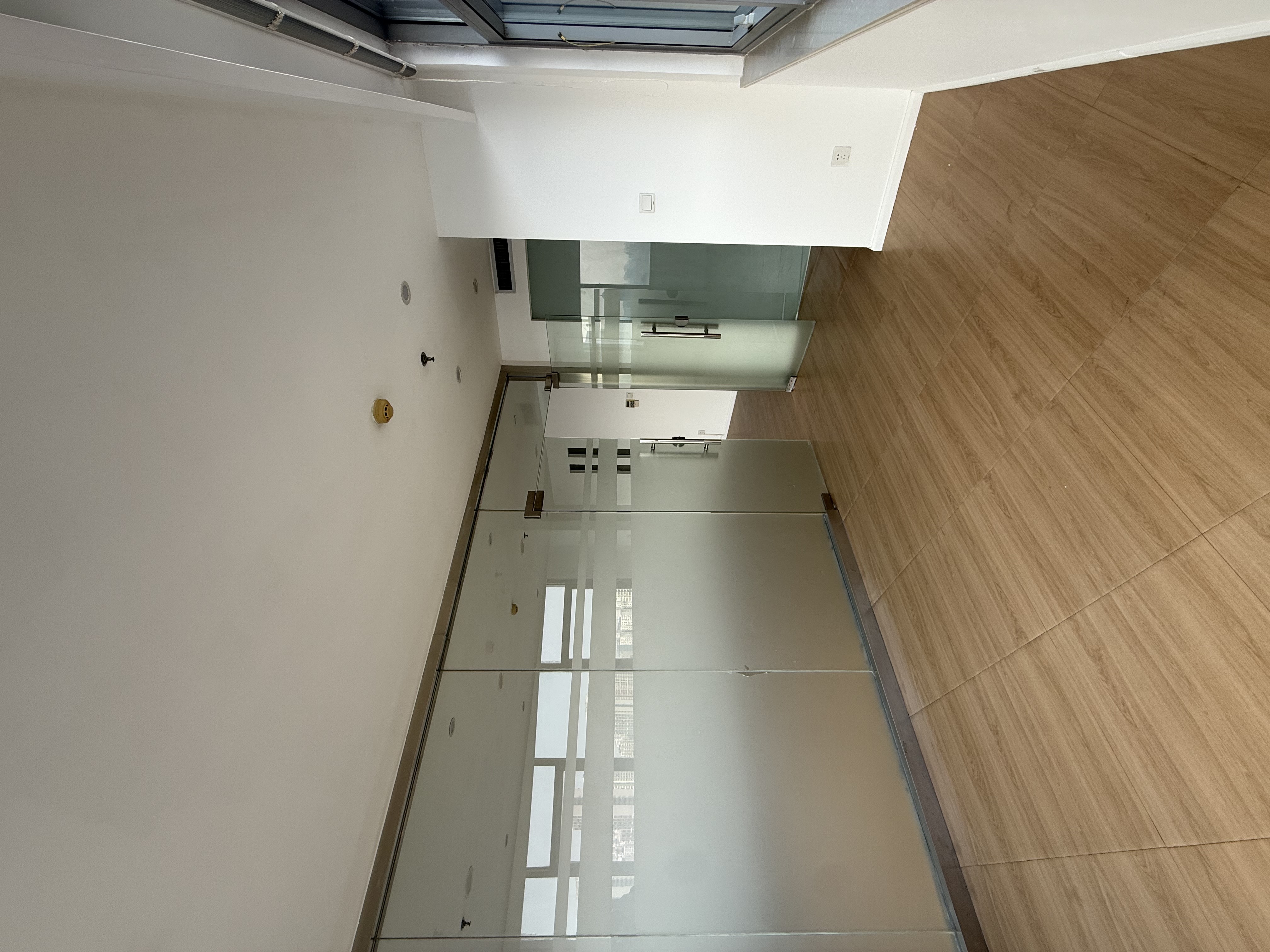 东外滩郡江国际89平米写字楼出租