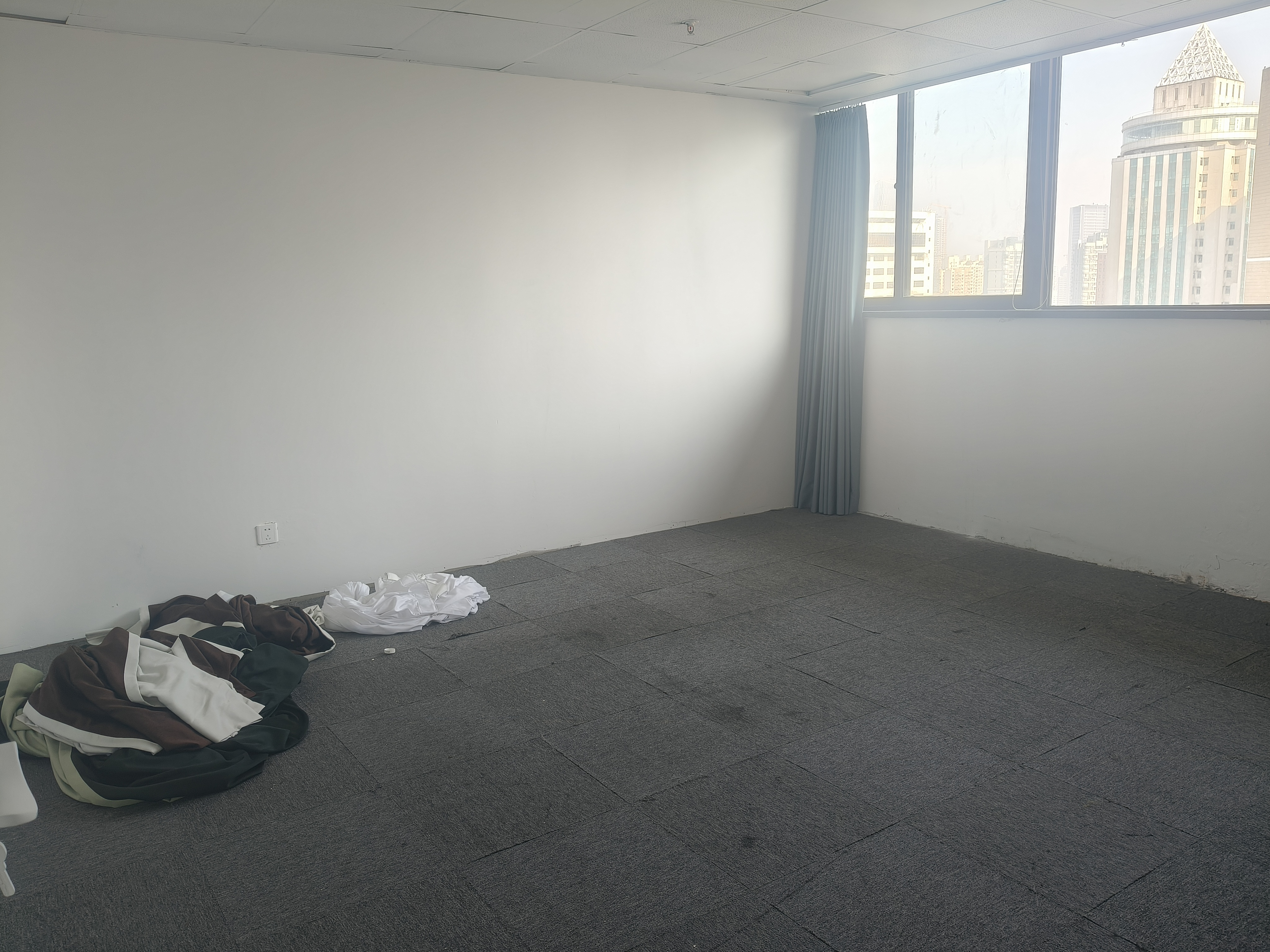 打浦桥宝鼎大厦220平米写字楼出租