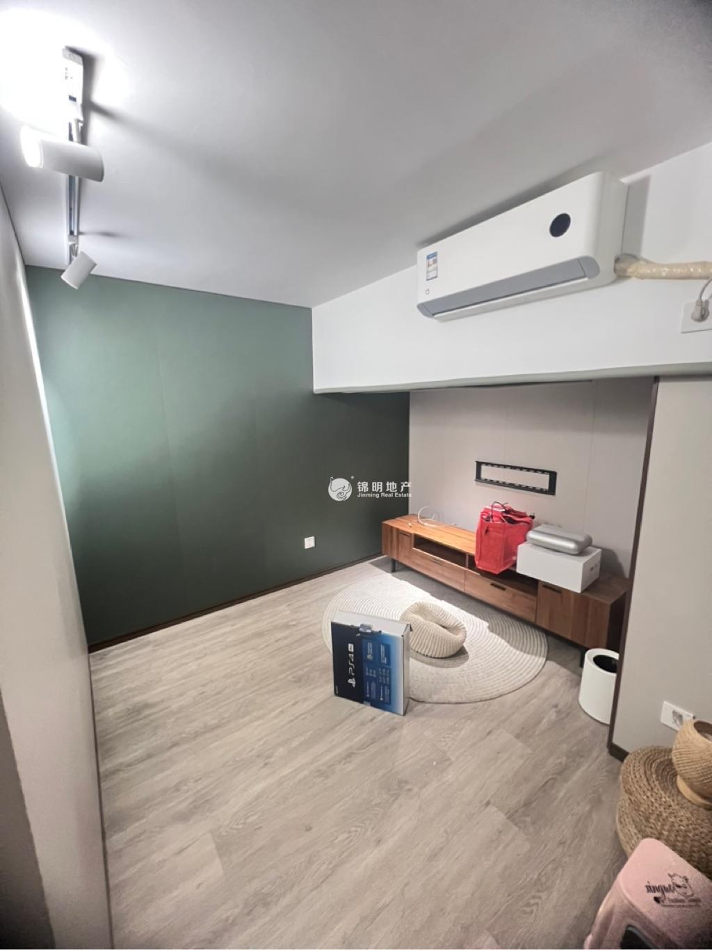 中山公园虹桥国际大厦102平米写字楼出租