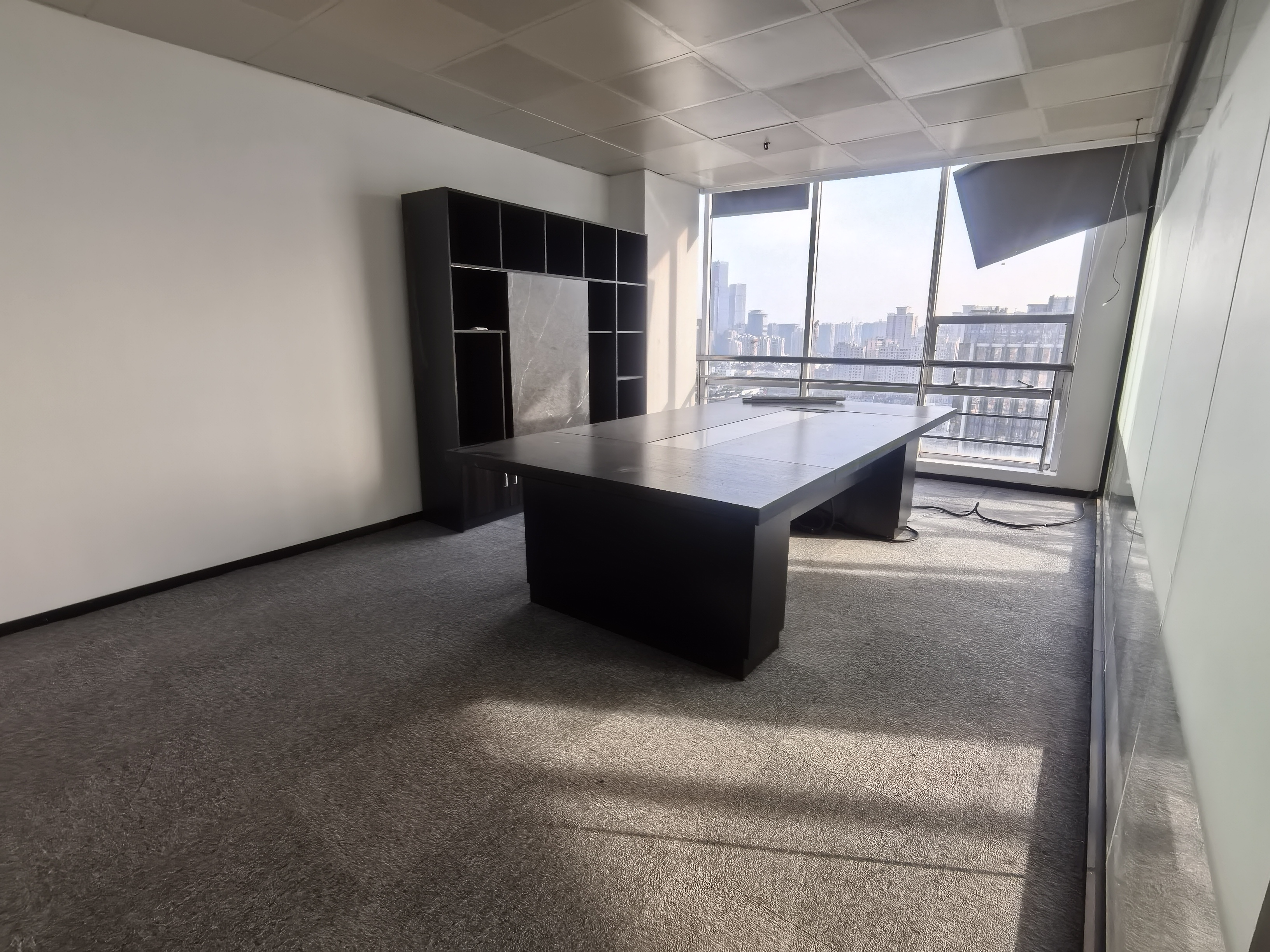 豫园新上海城市广场102平米写字楼出租