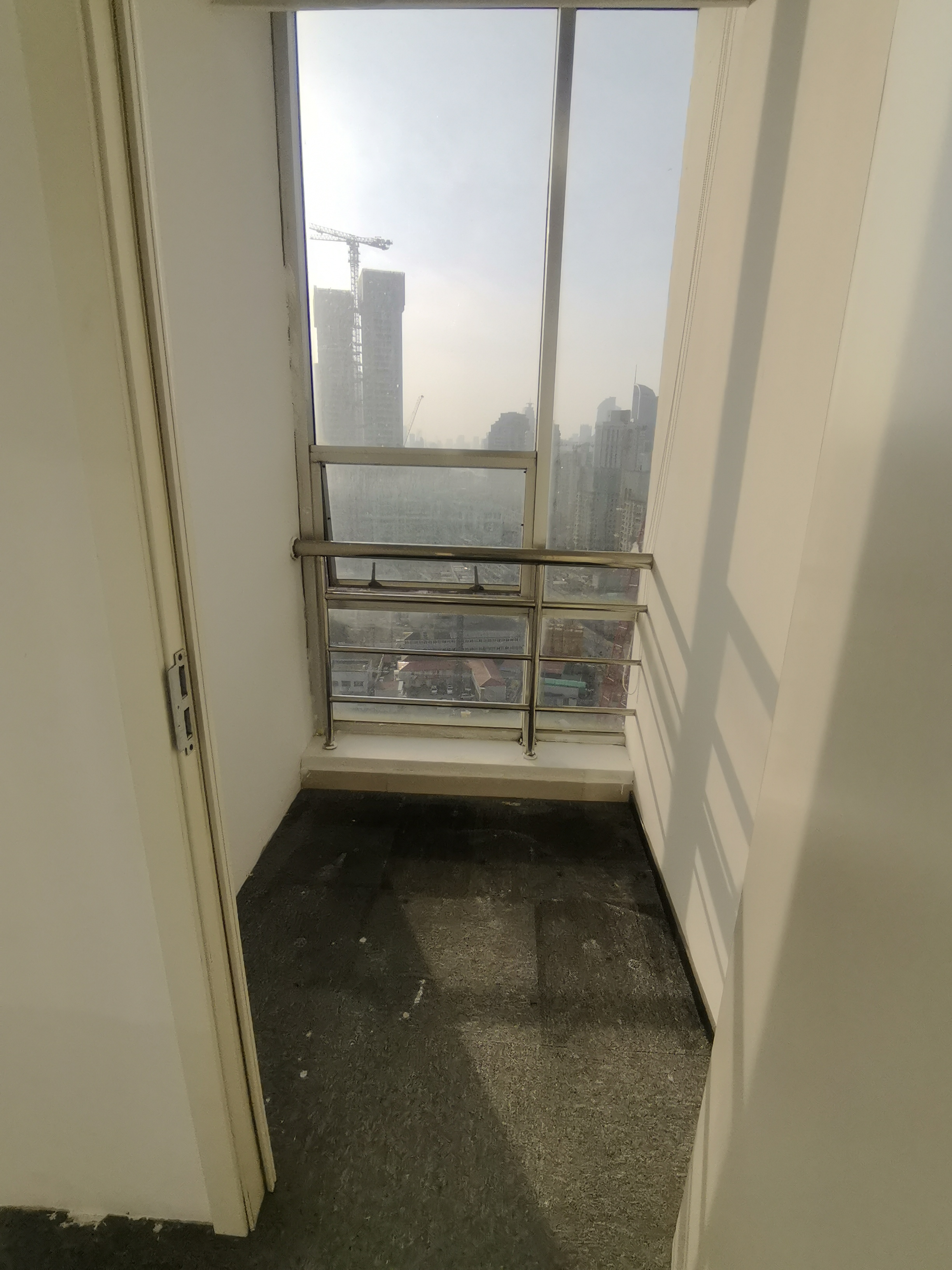 豫园新上海城市广场102平米写字楼出租