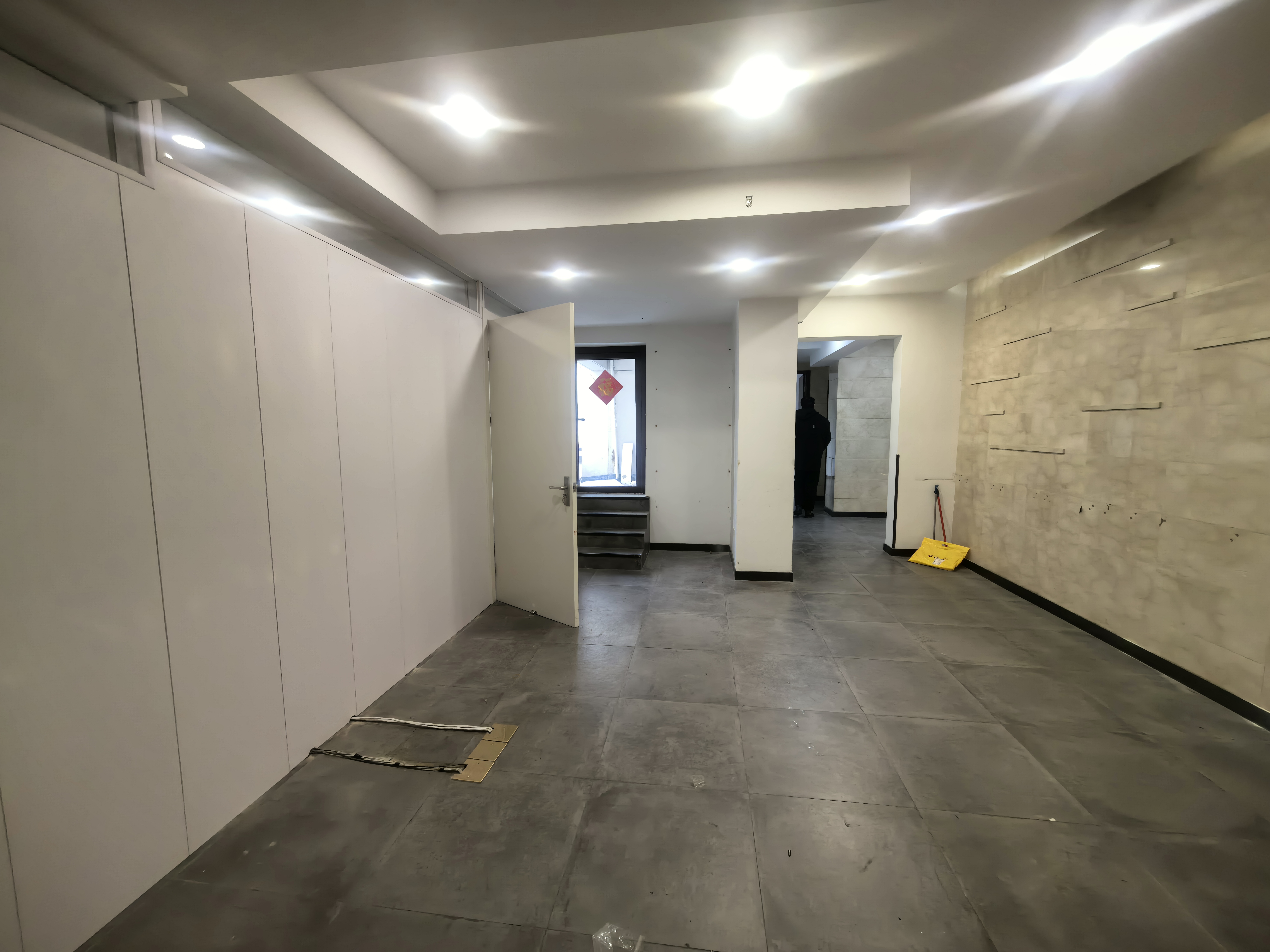 长风国盛中心214平米写字楼出租