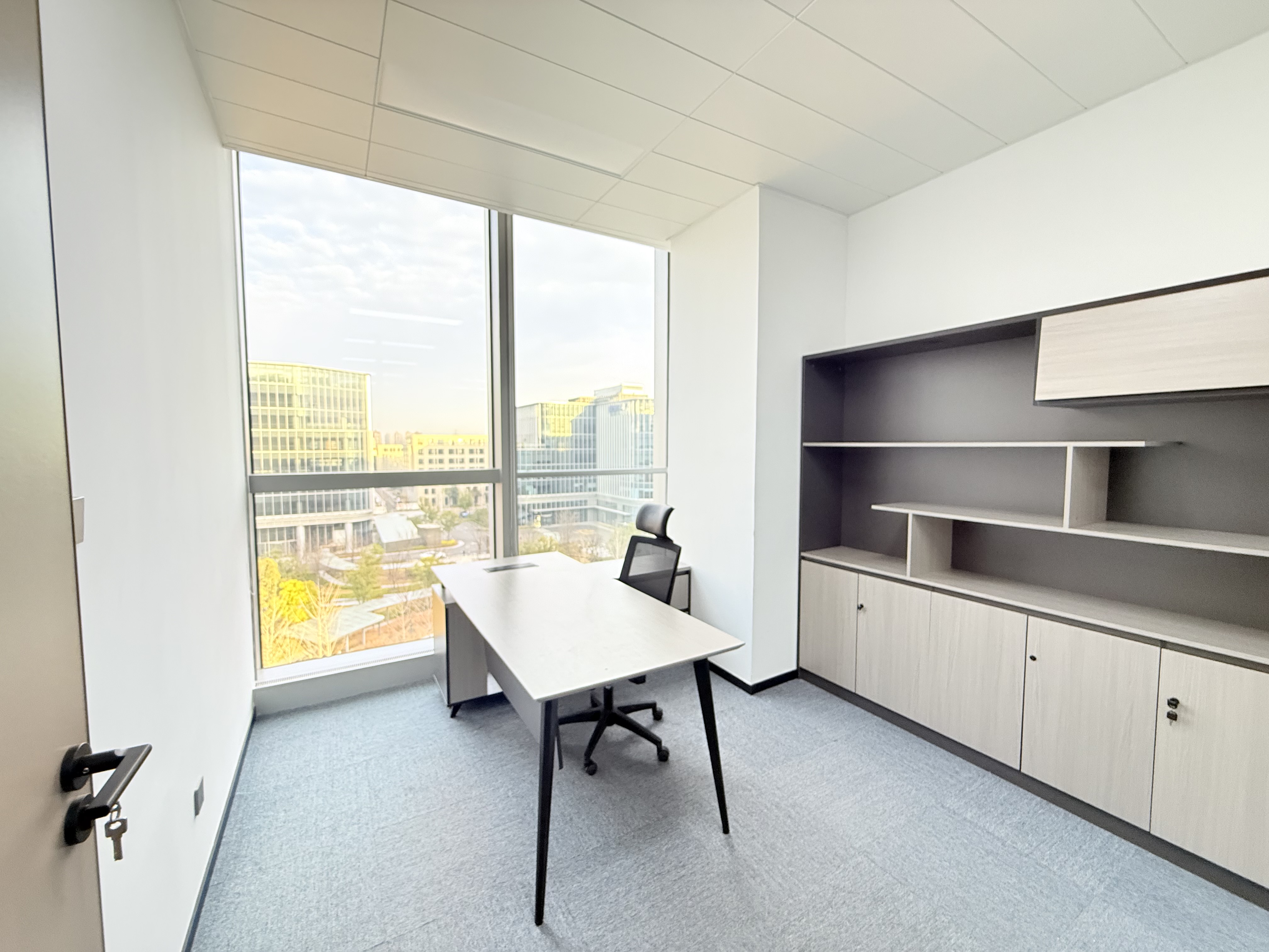 御桥陆家嘴数智天地.智慧谷240平米写字楼出租