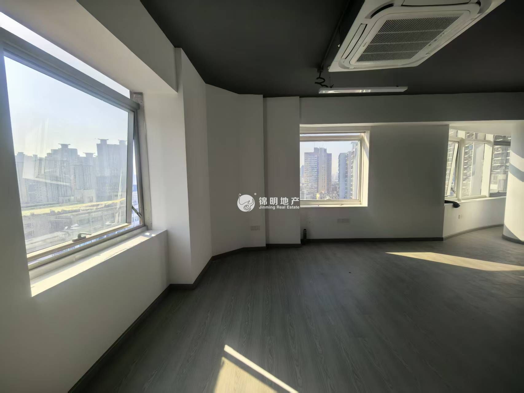 曹杨中关村科技大厦104平米写字楼出租