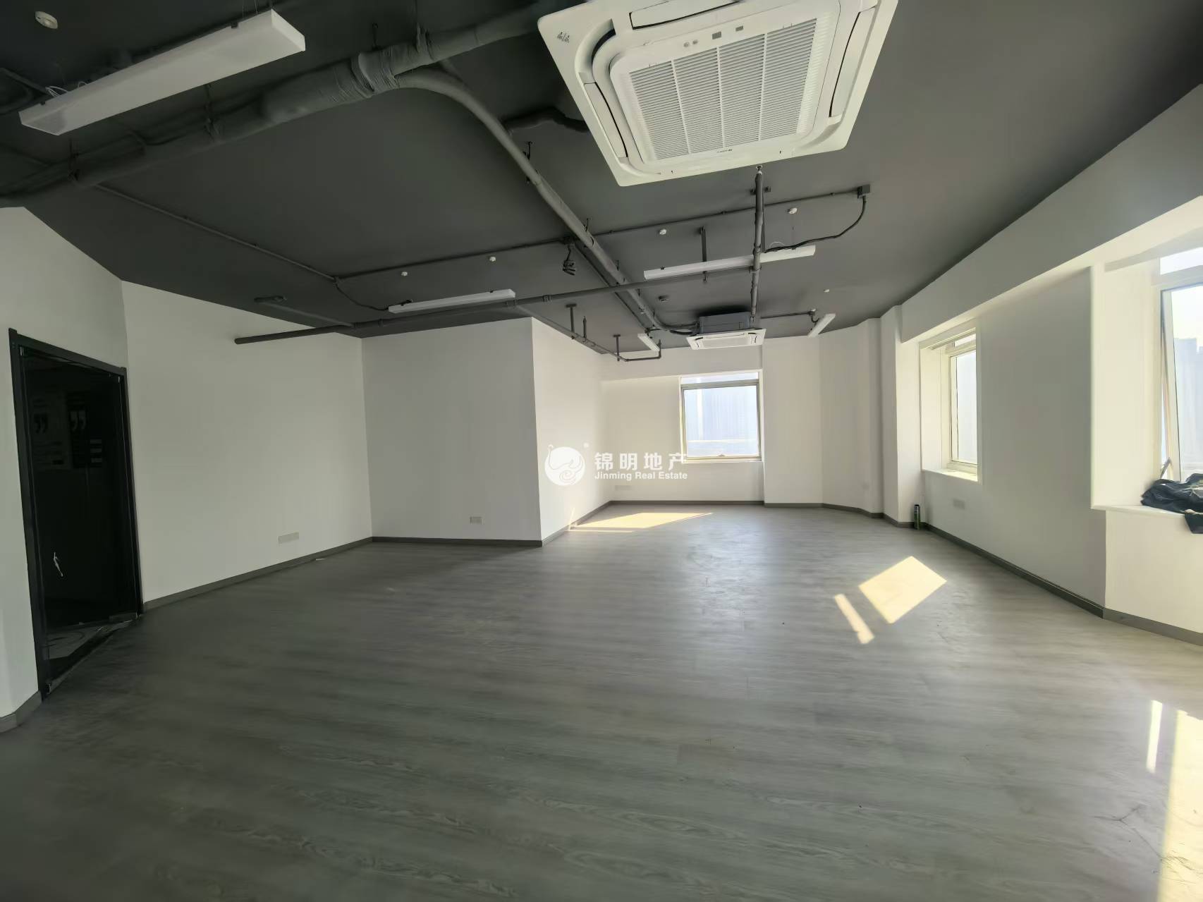 曹杨中关村科技大厦104平米写字楼出租