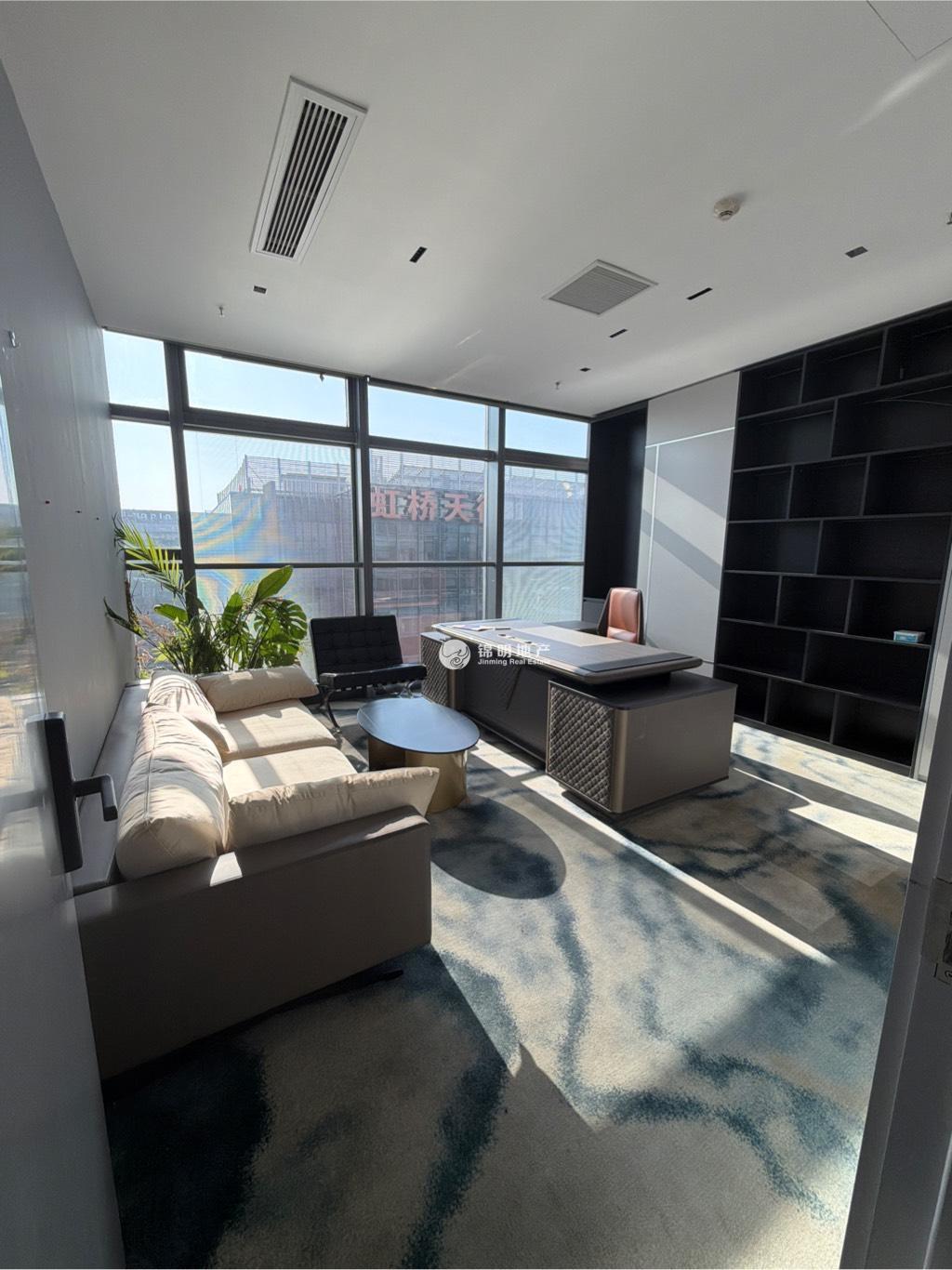 金虹桥龙湖虹桥天街173平米写字楼出租