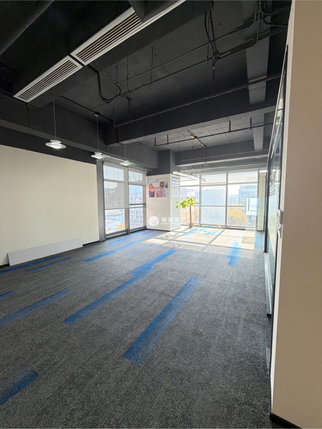 金虹桥龙湖虹桥天街141平米写字楼出租