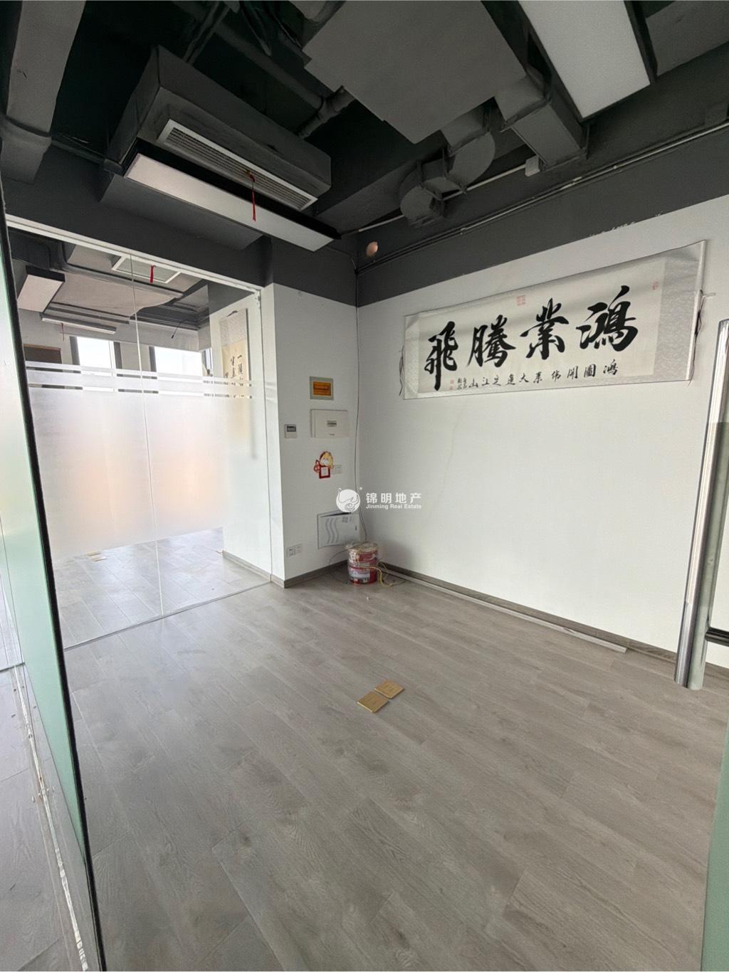 金虹桥龙湖虹桥天街130平米写字楼出租