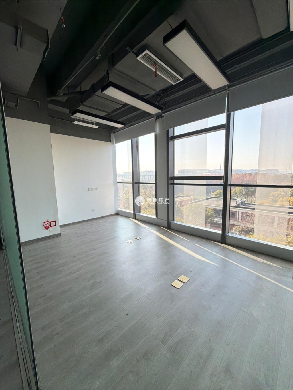 金虹桥龙湖虹桥天街130平米写字楼出租