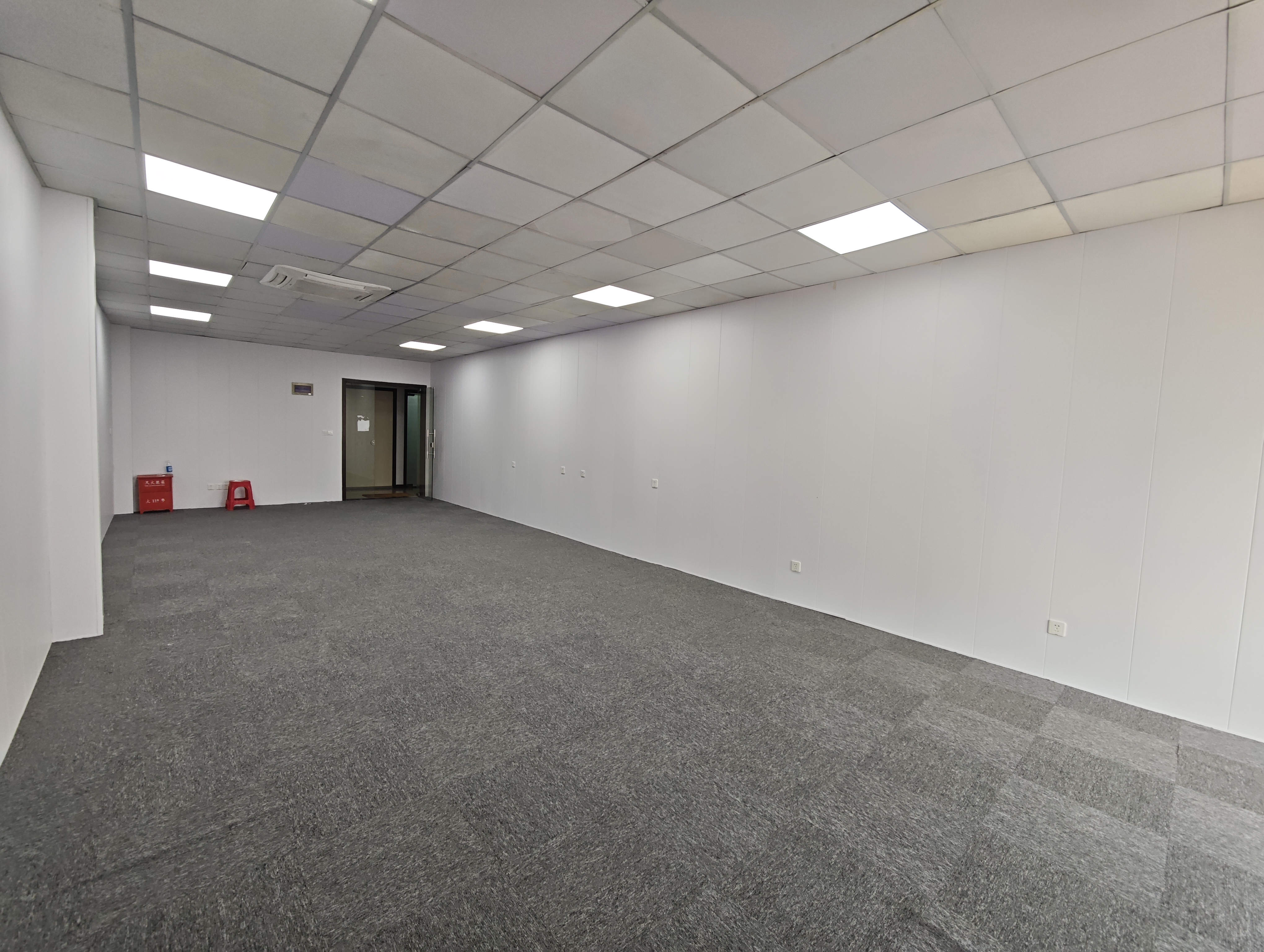 万体馆银海大楼75平米写字楼出租