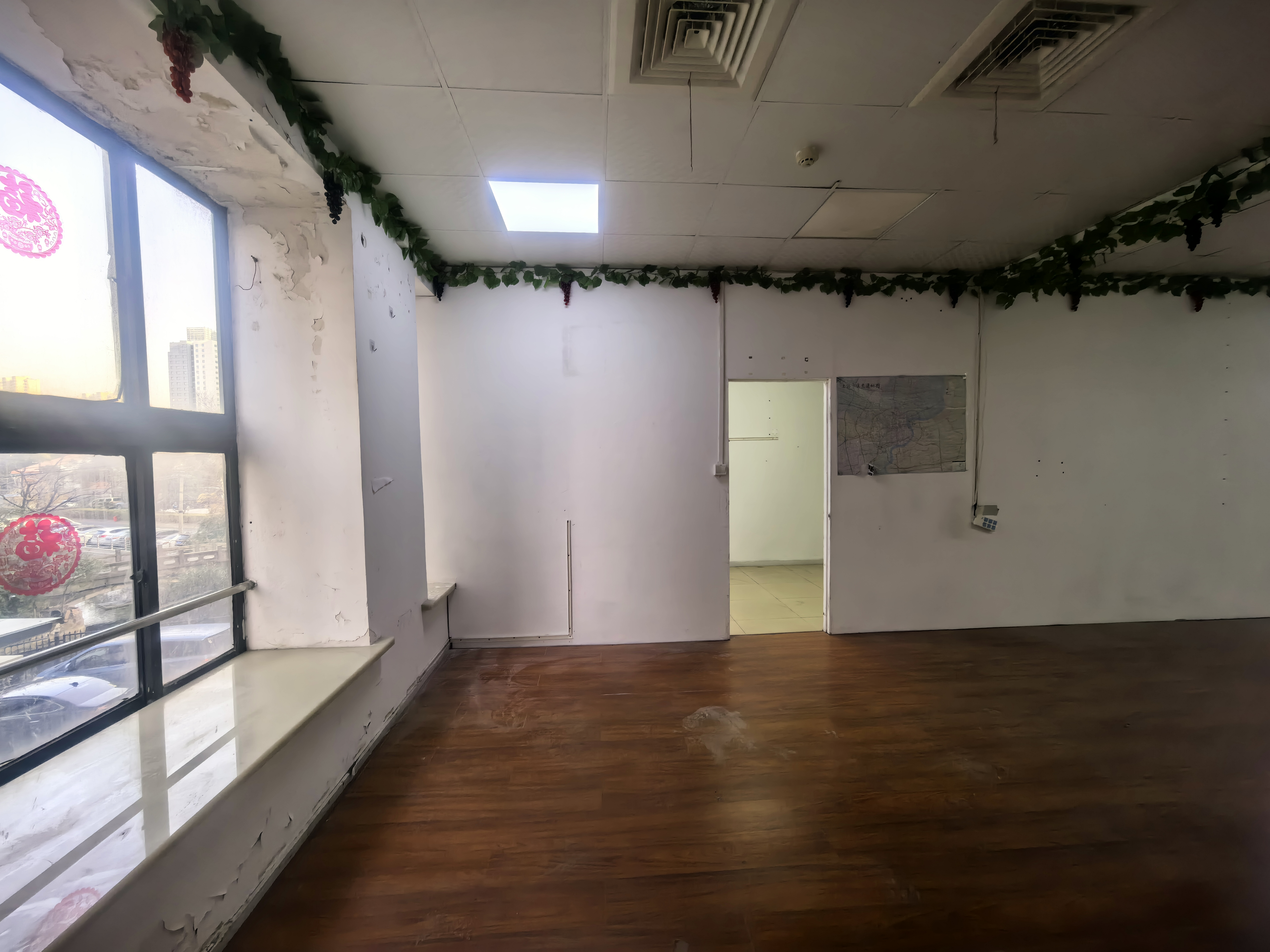 曹杨中联大厦149平米写字楼出租