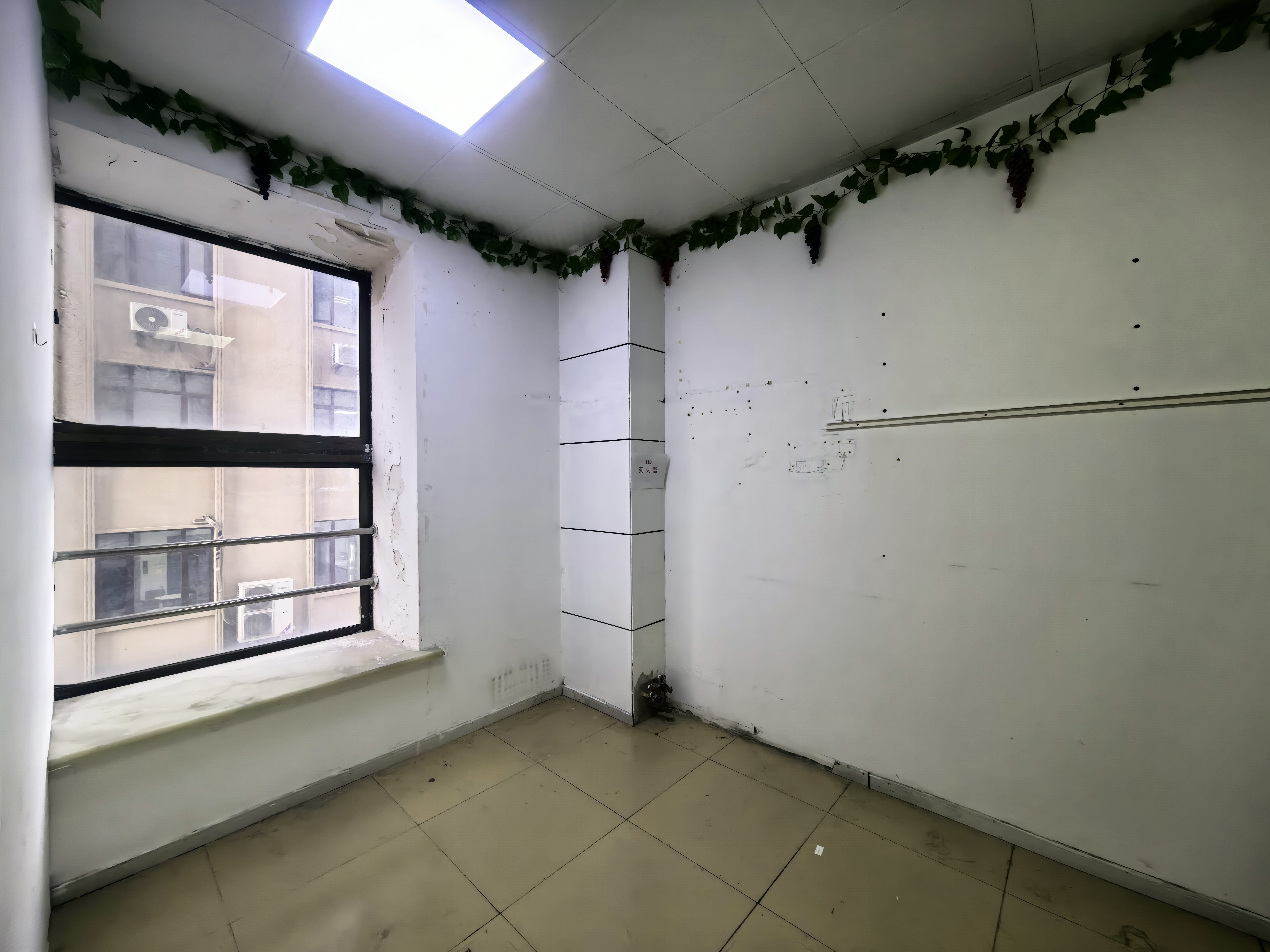 曹杨中联大厦149平米写字楼出租