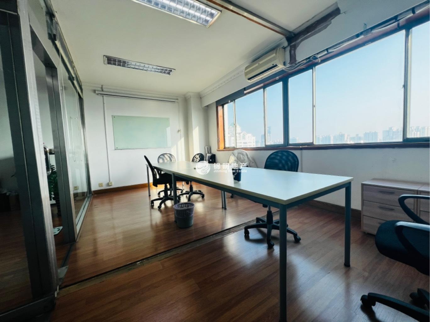 建国西路现代大厦198平米写字楼出租