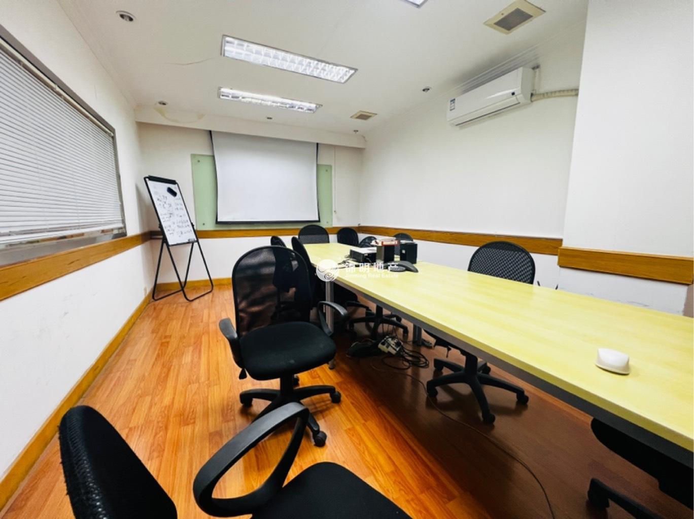 建国西路现代大厦134平米写字楼出租