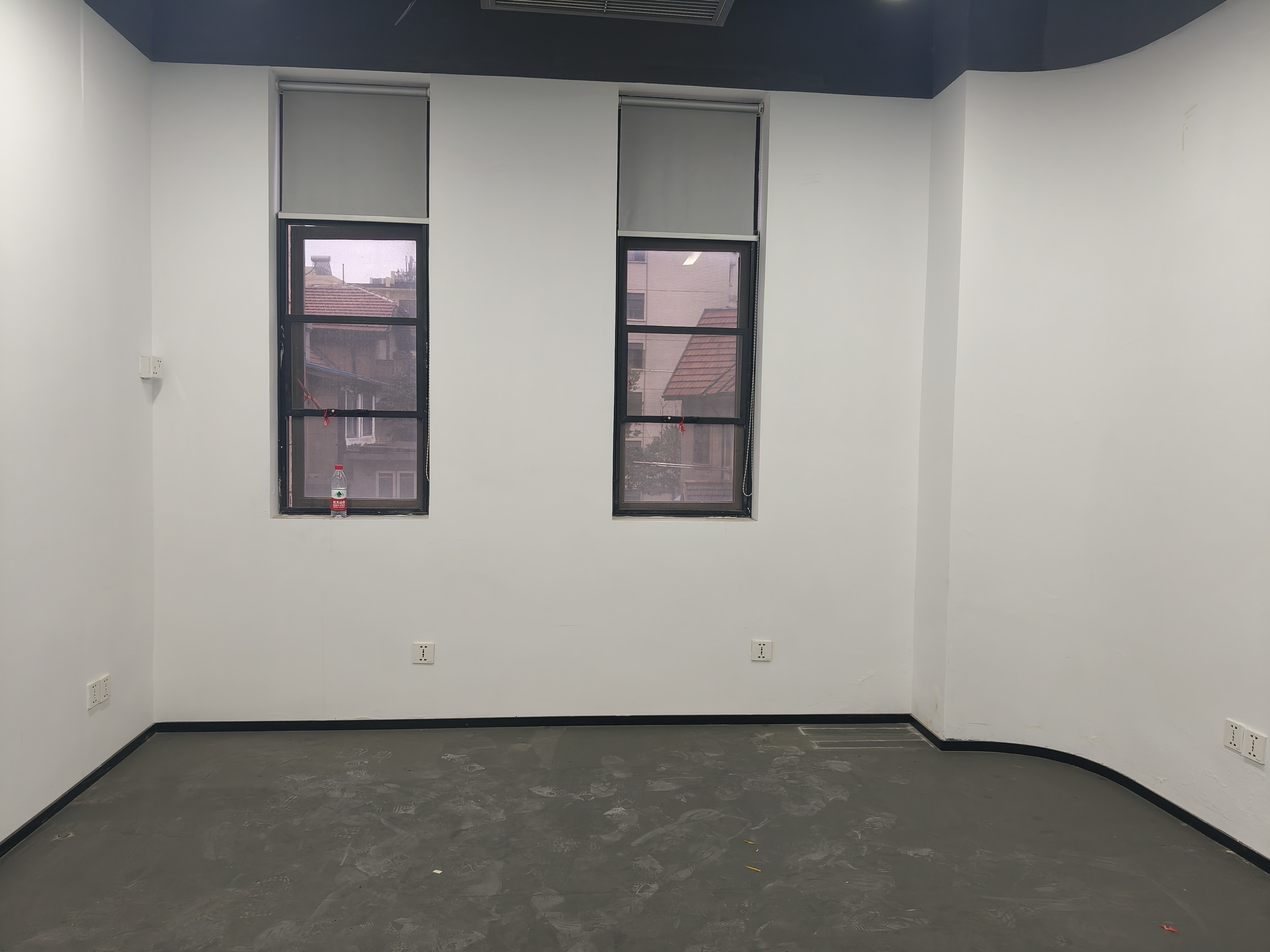 淮海中路茂名大厦154平米写字楼出租