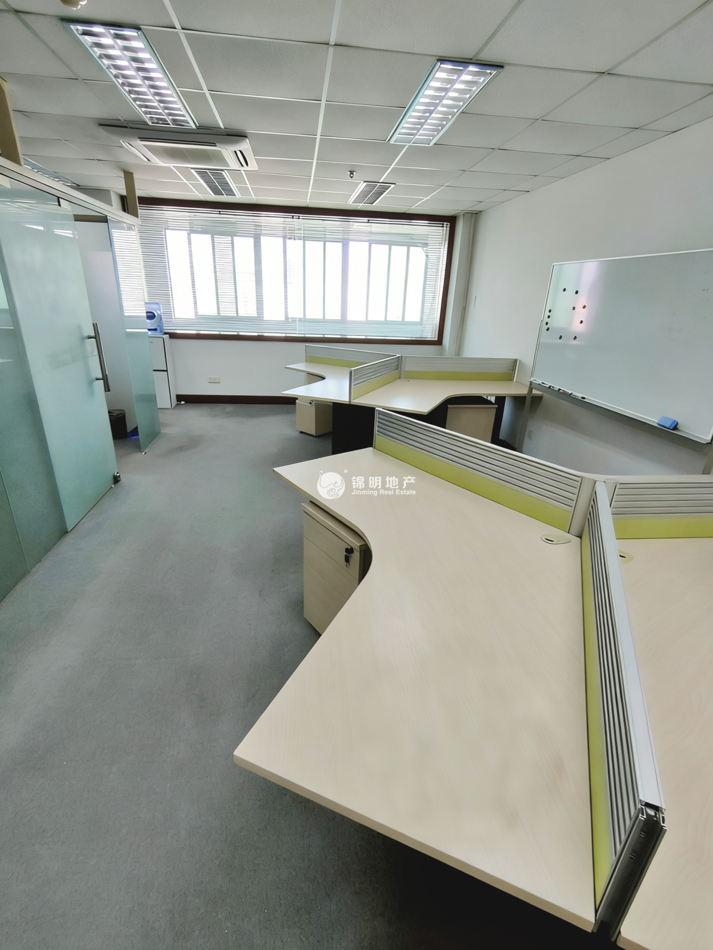 中山公园嘉利大厦88平米写字楼出租