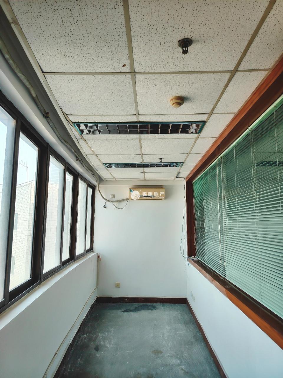 中山公园嘉利大厦88平米写字楼出租