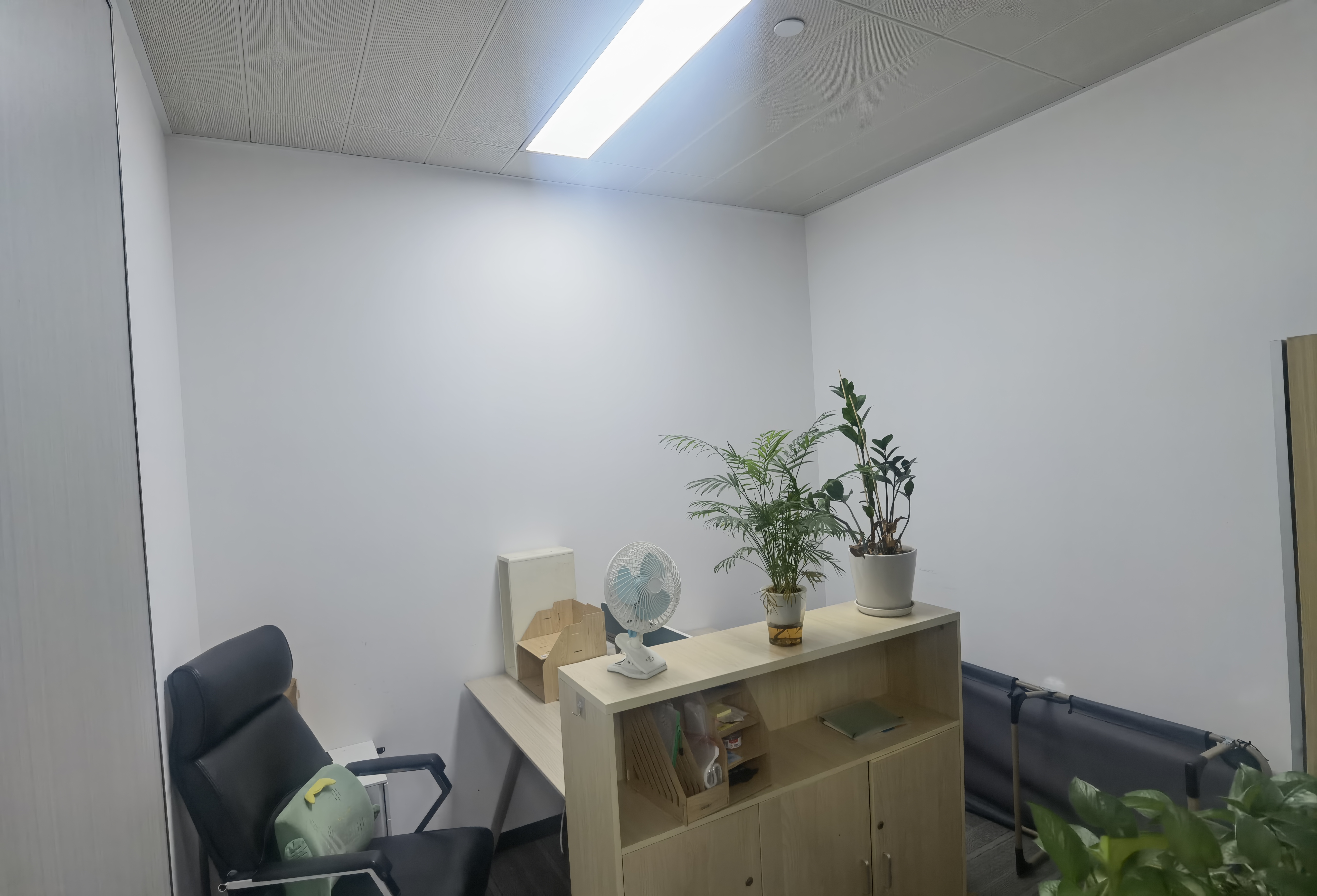 曹杨长城大厦145平米写字楼出租