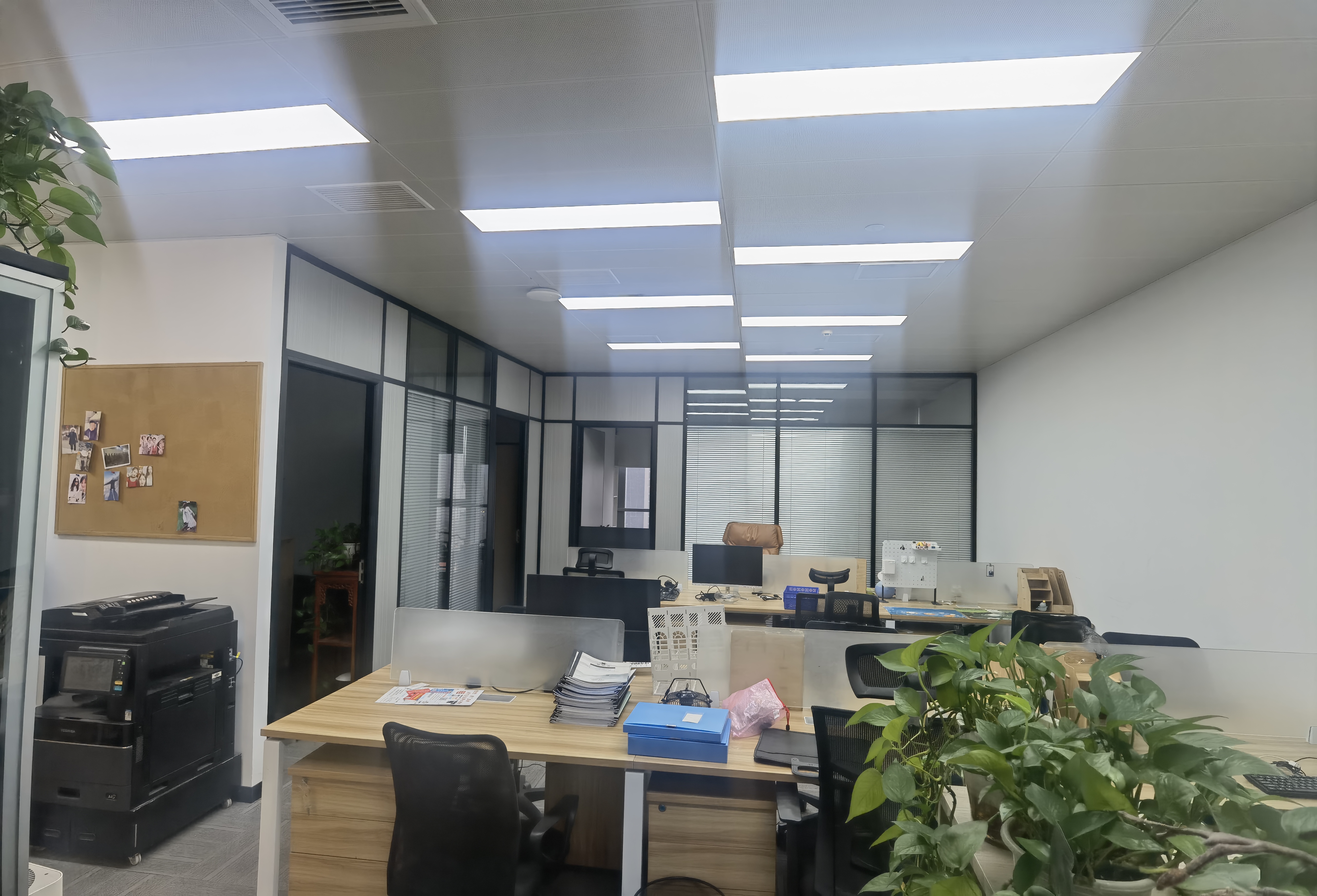 曹杨长城大厦145平米写字楼出租