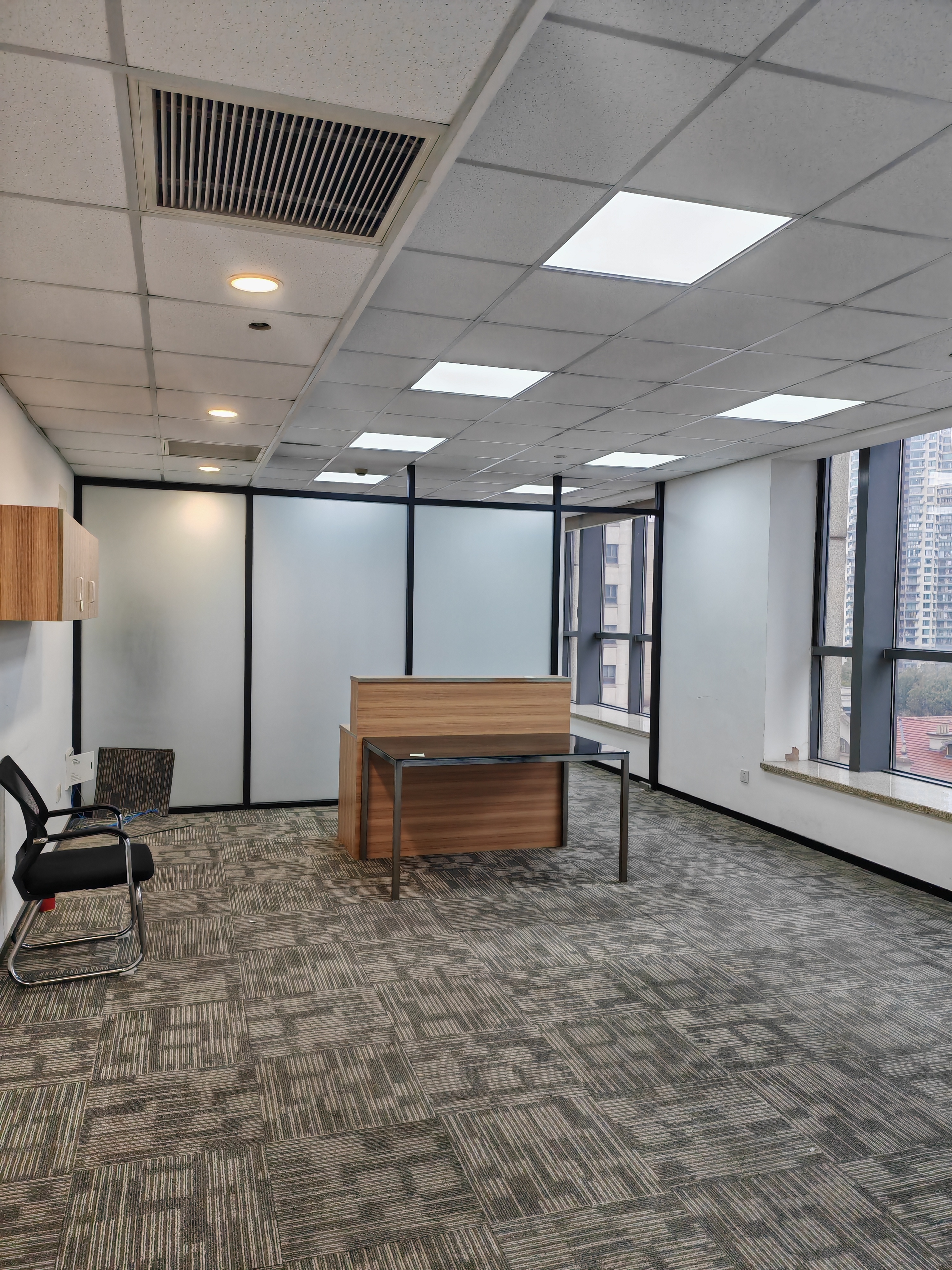 万体馆汇智大厦(漕溪北路)105平米写字楼出租