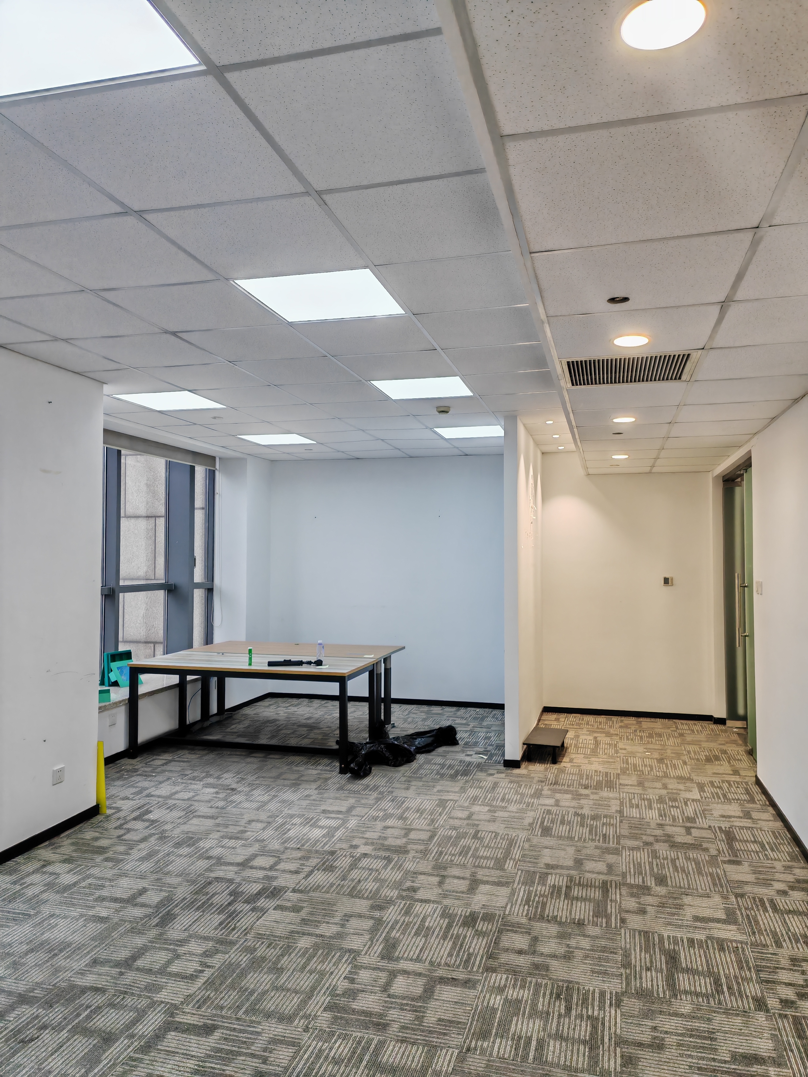 万体馆汇智大厦(漕溪北路)105平米写字楼出租