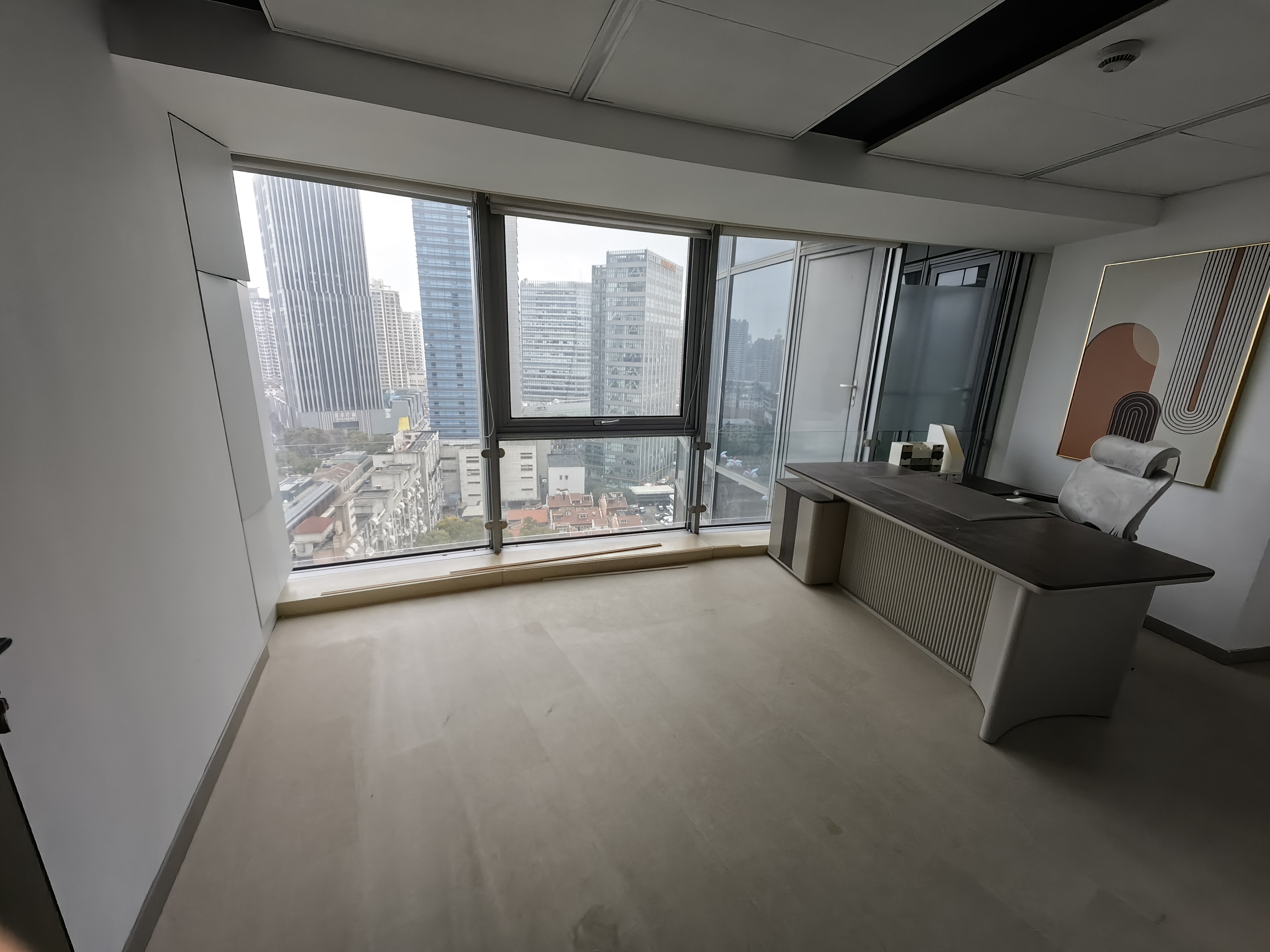 四川北路海泰国际大厦140平米写字楼出租