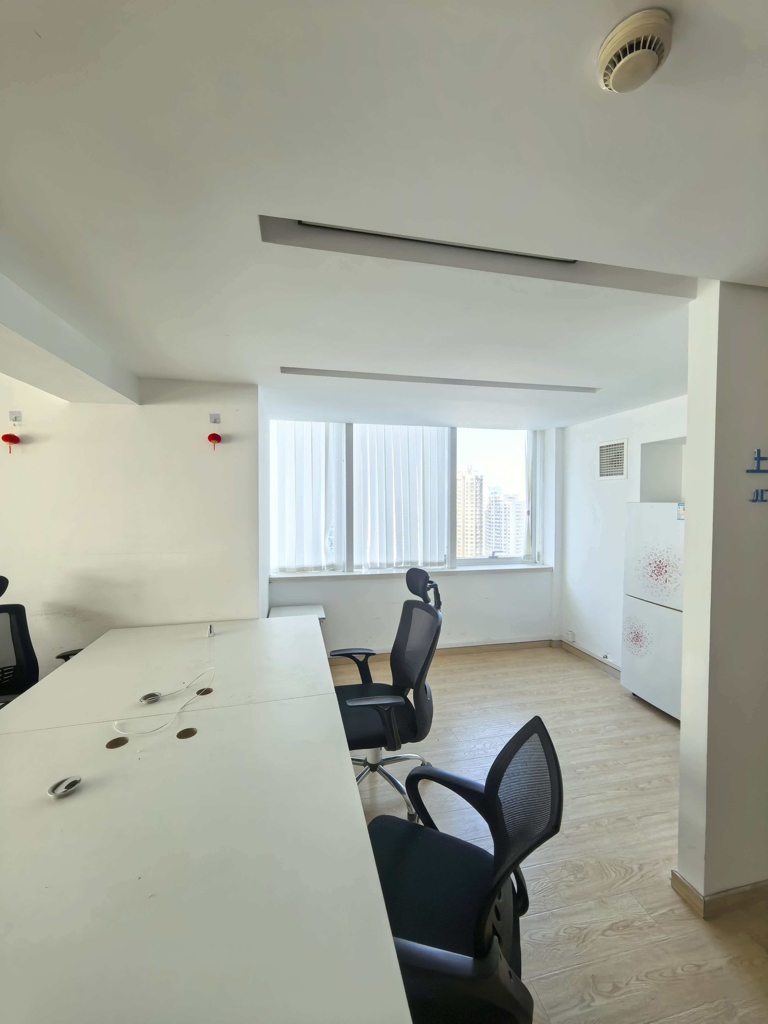 四川北路海泰时代大厦80平米写字楼出租